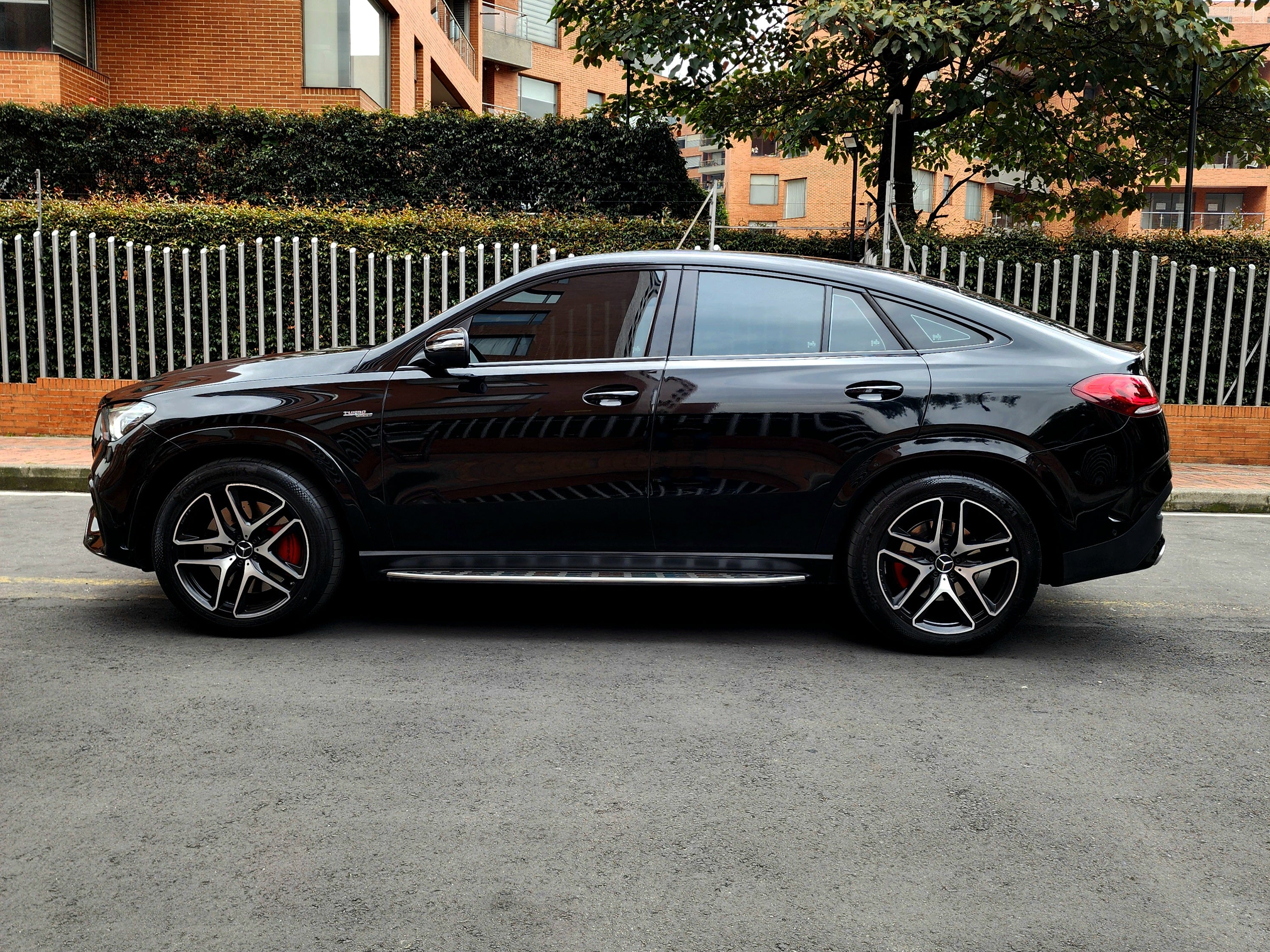 Mercedes Benz AMG GLE 53 2023