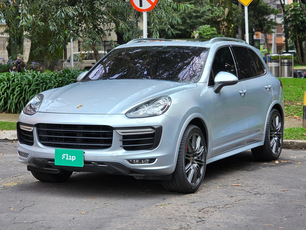 Porsche Cayenne GTS 2016