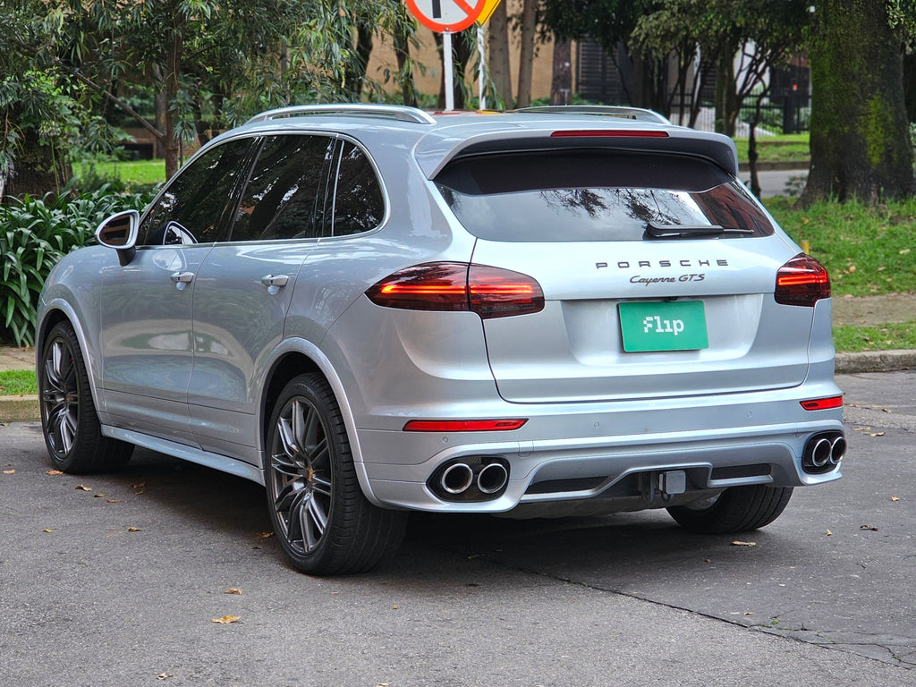 Porsche Cayenne GTS 2016