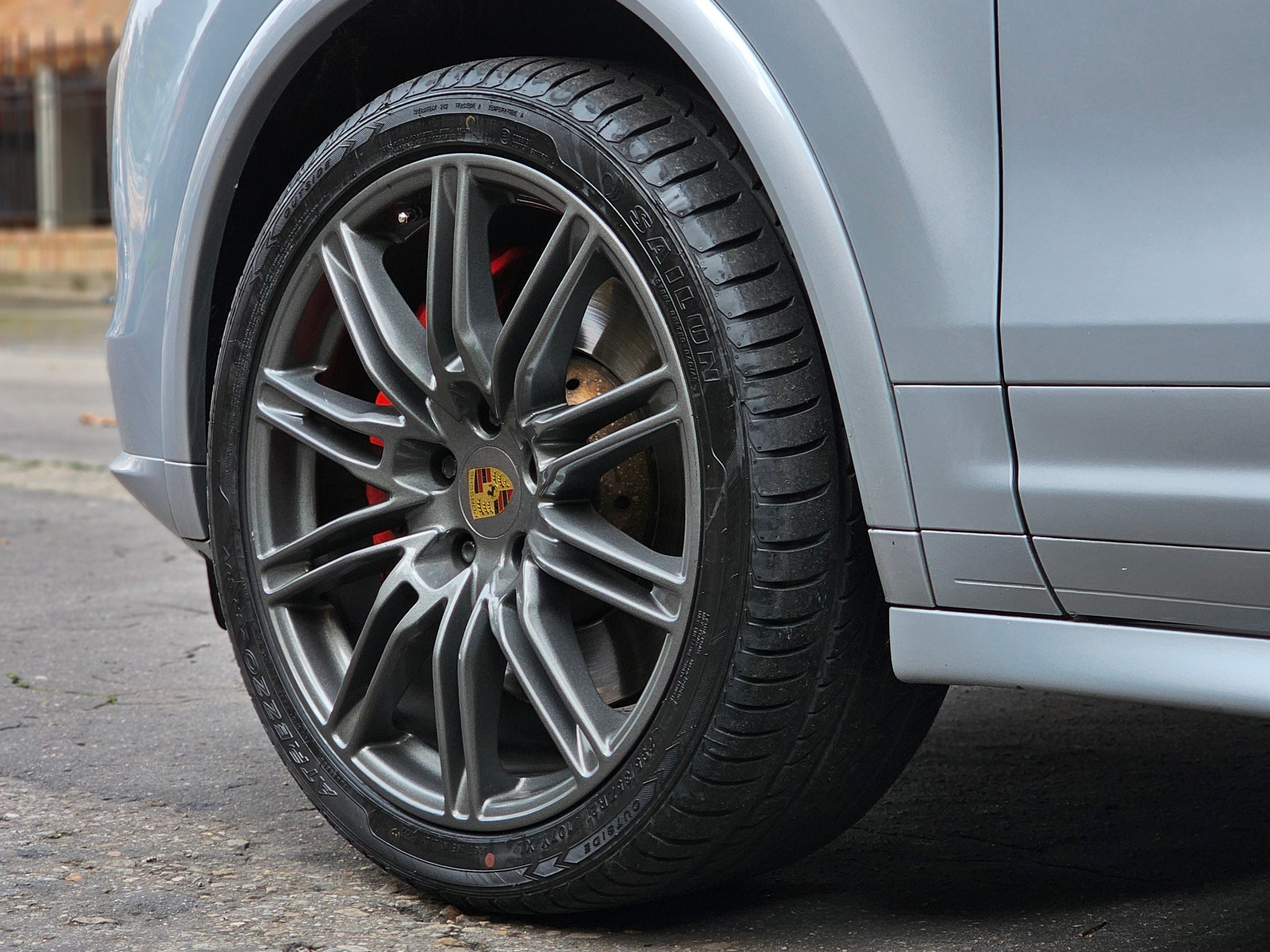 Porsche Cayenne GTS 2016