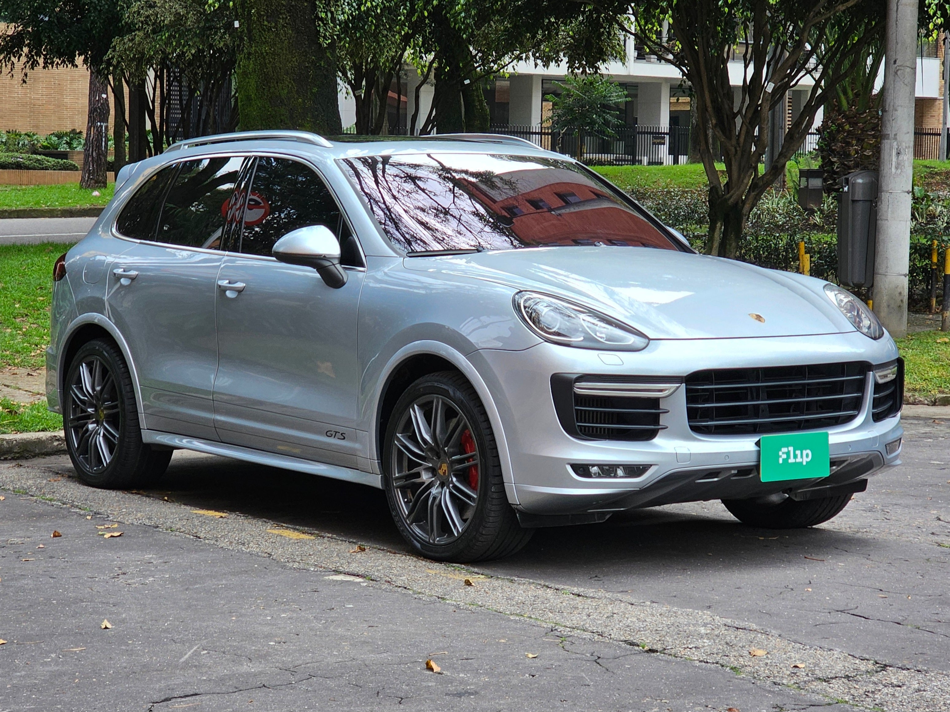 Porsche Cayenne GTS 2016