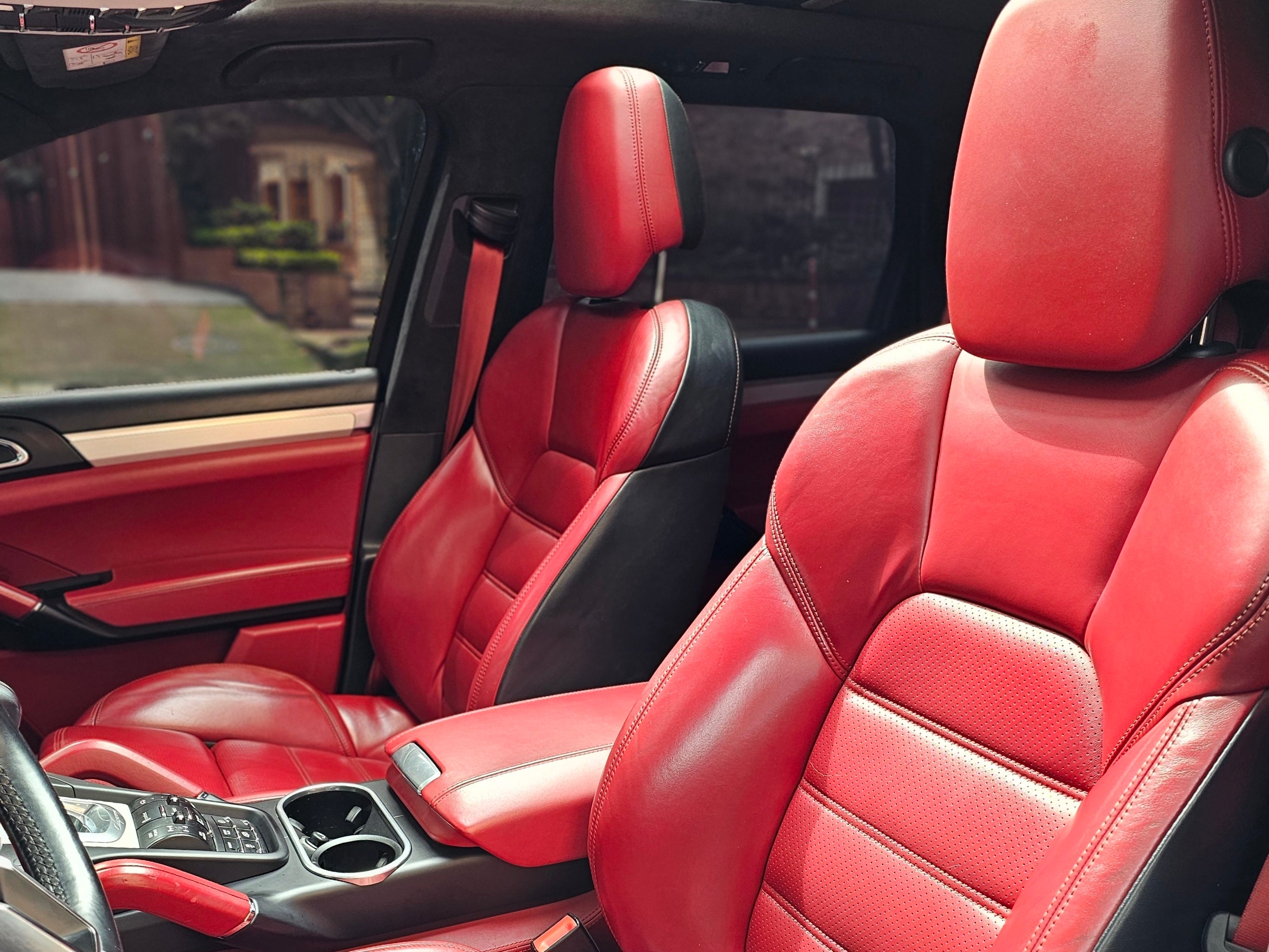 Porsche Cayenne GTS 2016