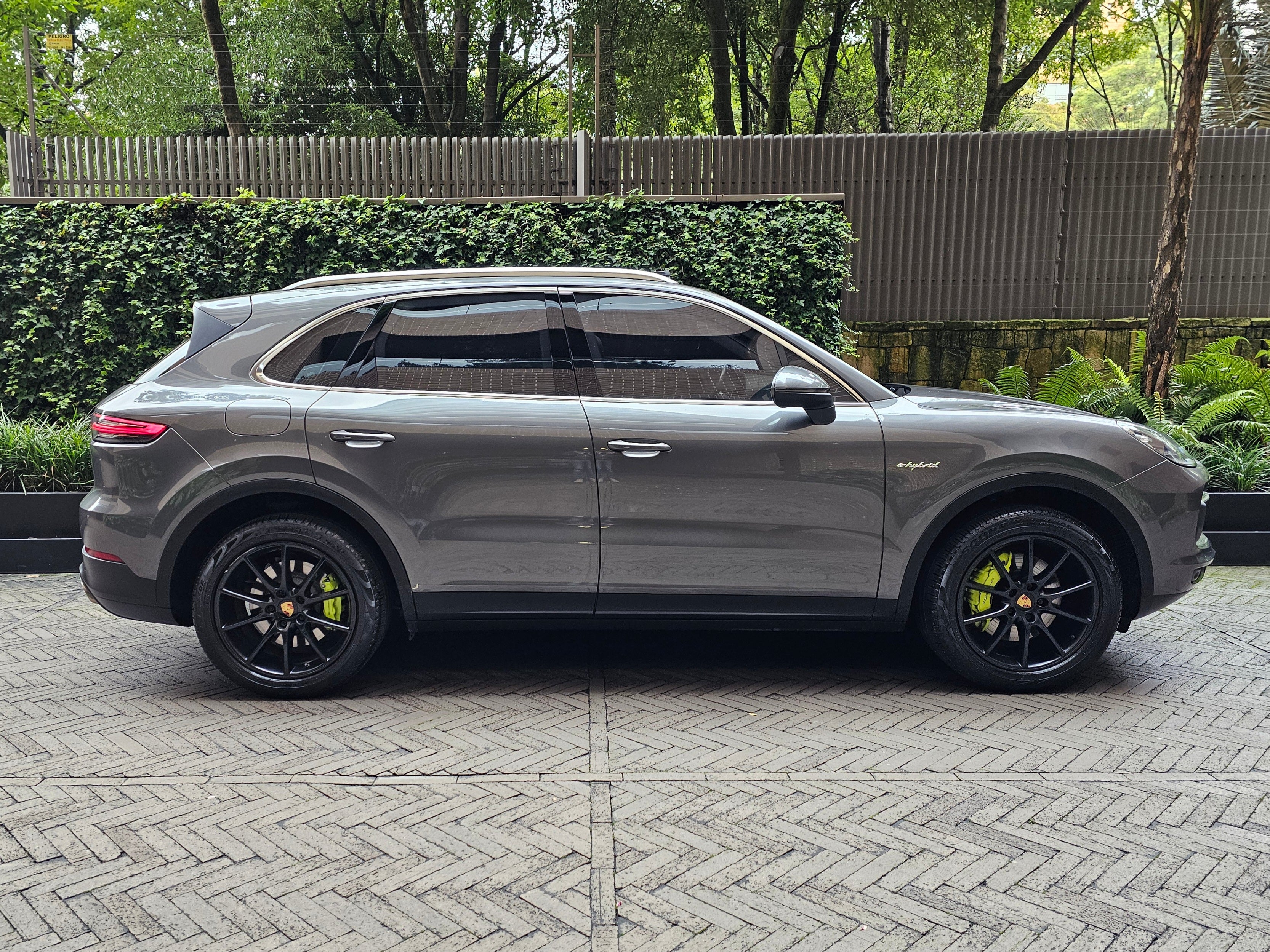 Porsche Cayenne 3.0 S E-hybrid Platinum Edition