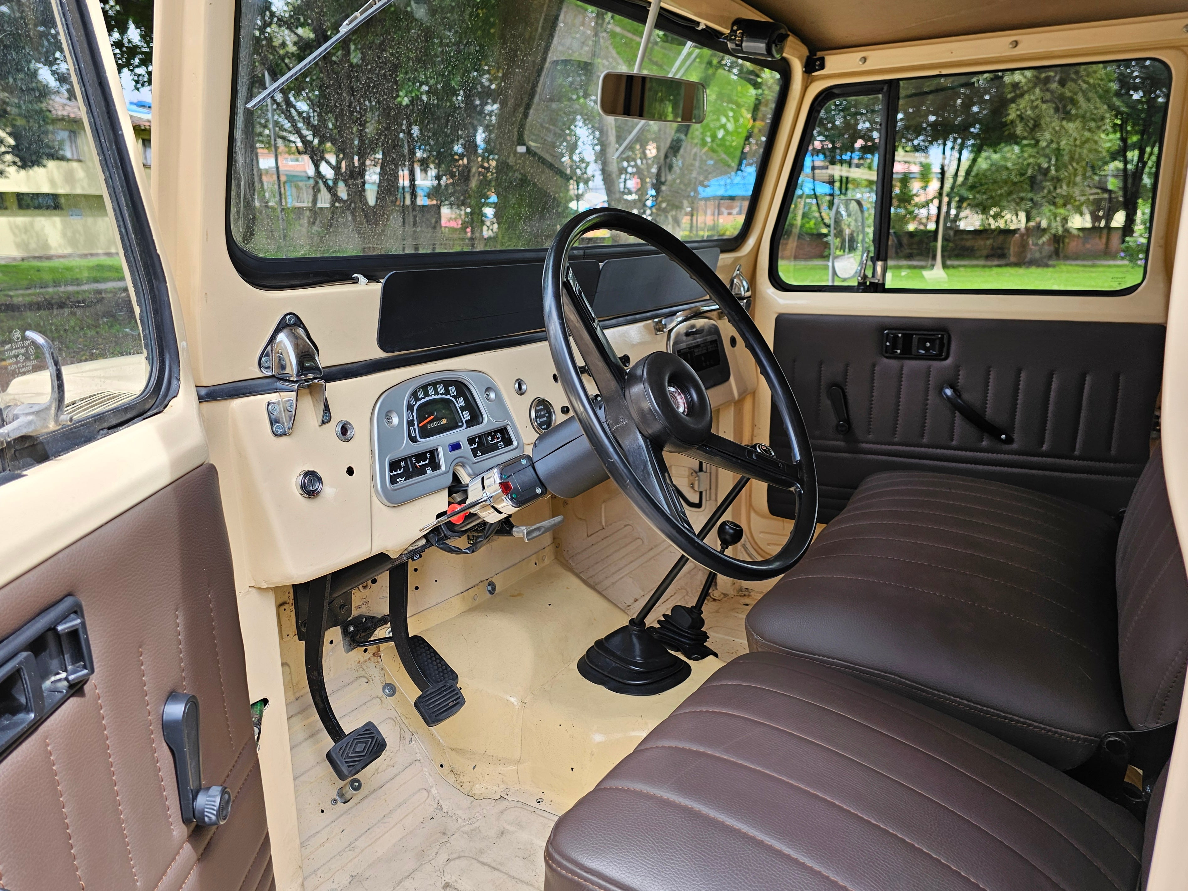 Toyota Fj40 4.2 1961