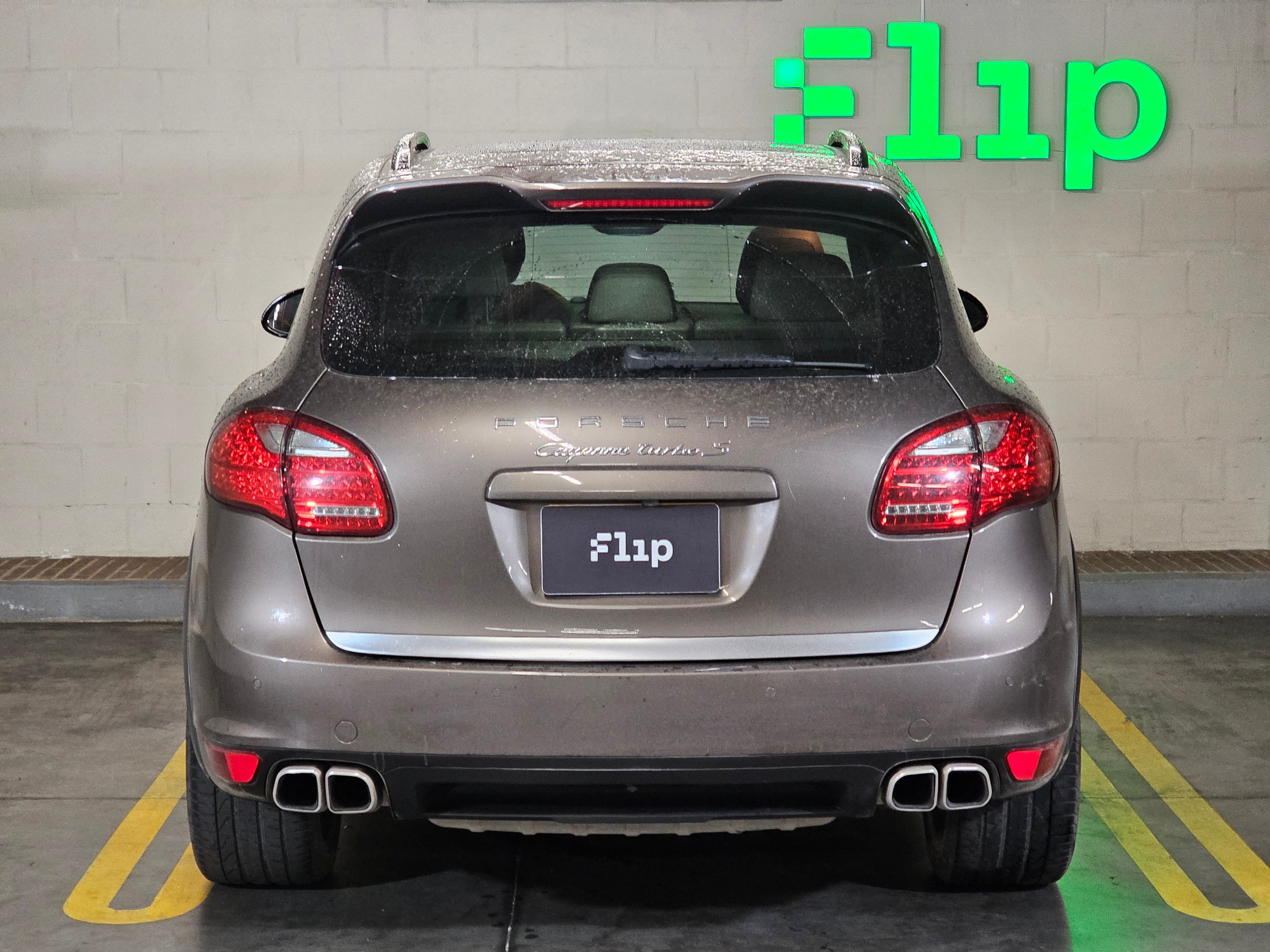 Porsche Cayenne Turbo S 2014