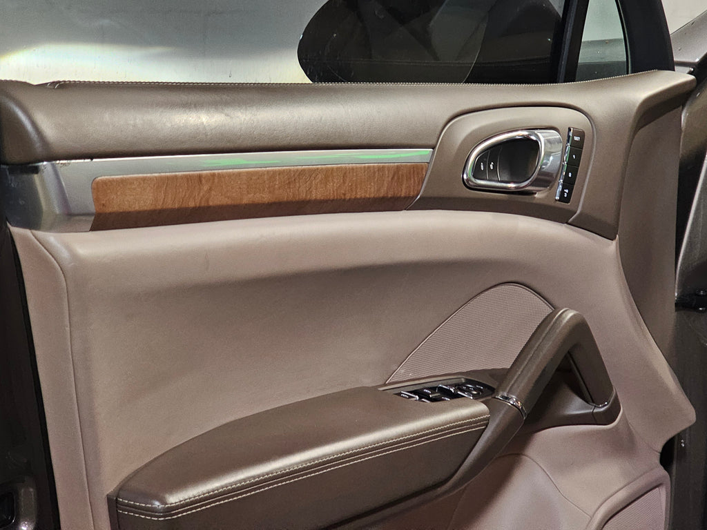 Porsche Cayenne Turbo S 2014