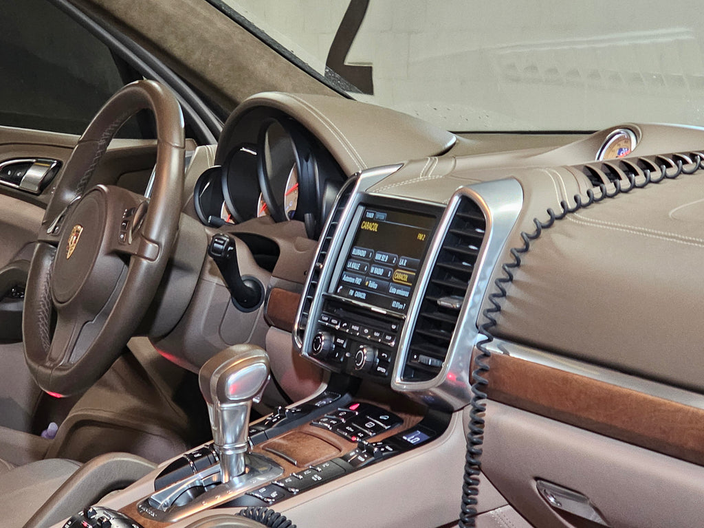 Porsche Cayenne Turbo S 2014