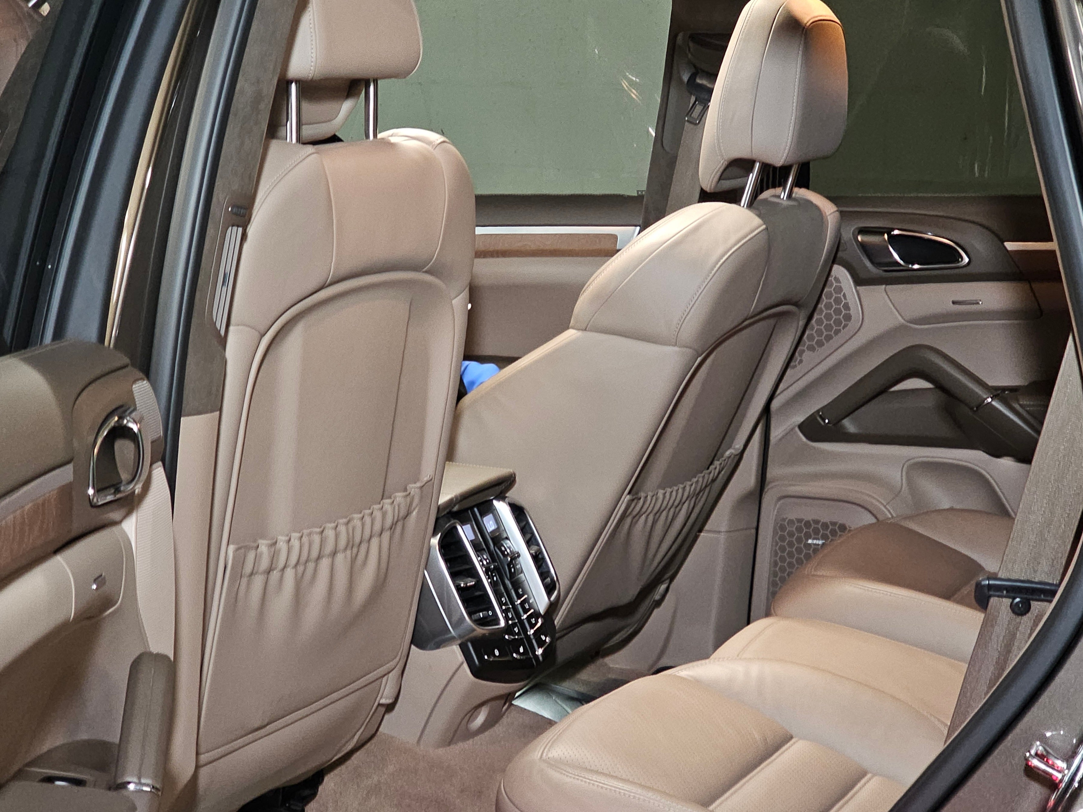 Porsche Cayenne Turbo S 2014