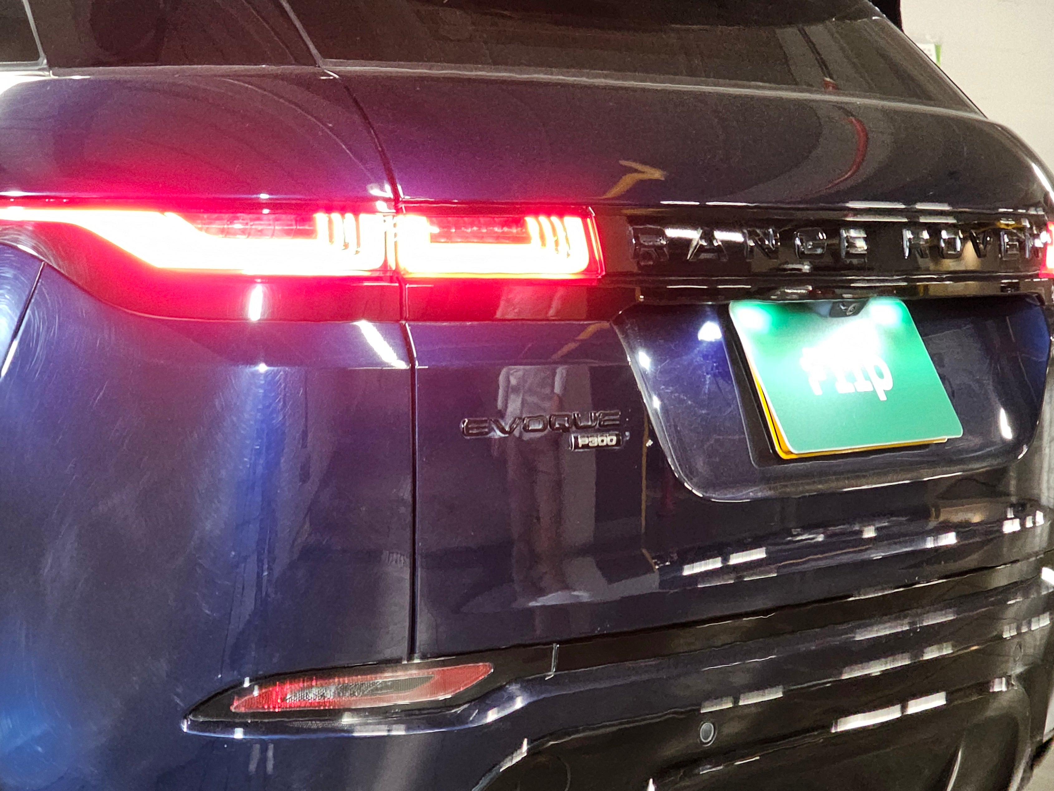 Range Rover Evoque 2021 P300 Híbrido 2.0 Hse 2021