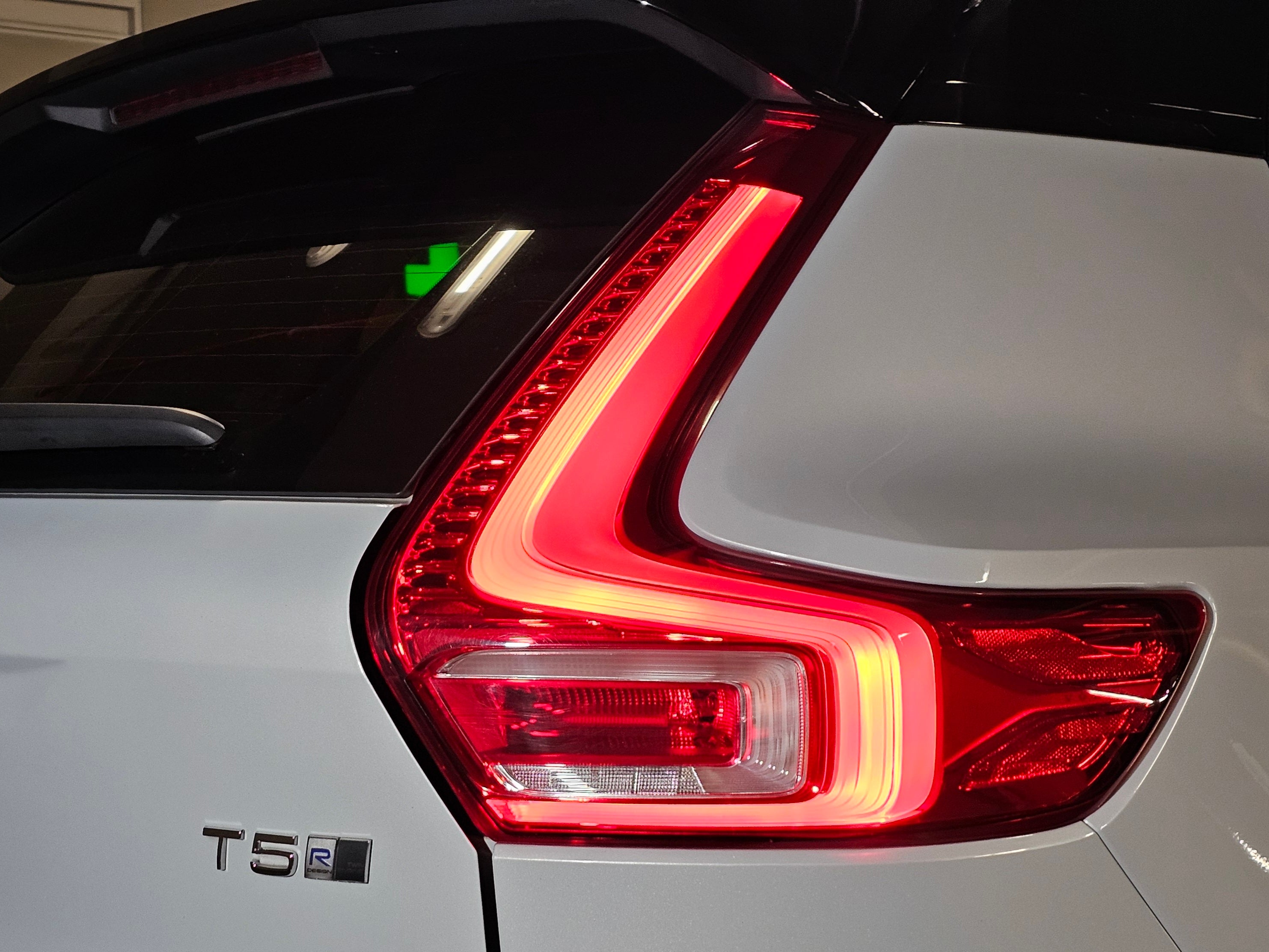 Volvo XC40 2.0 Hibrid 2020