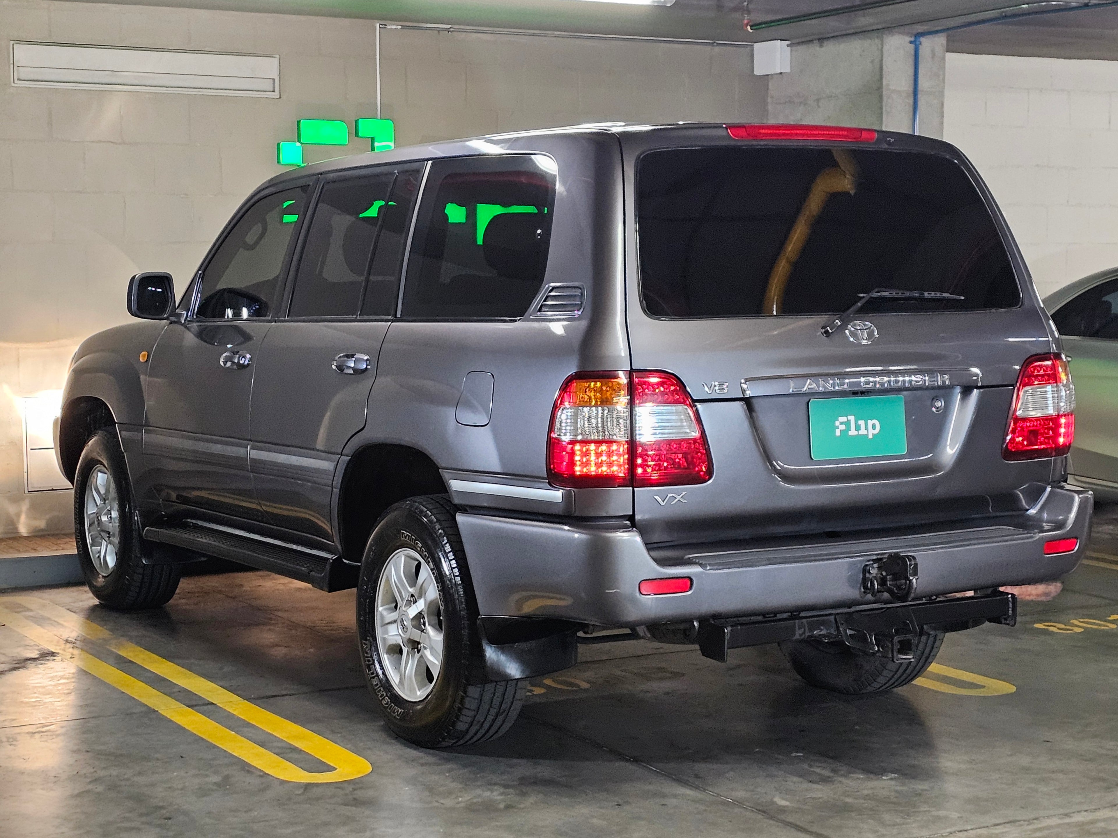 Toyota Land Cruiser 4.7 Uzj100 Elite LC100 Sahara 2008