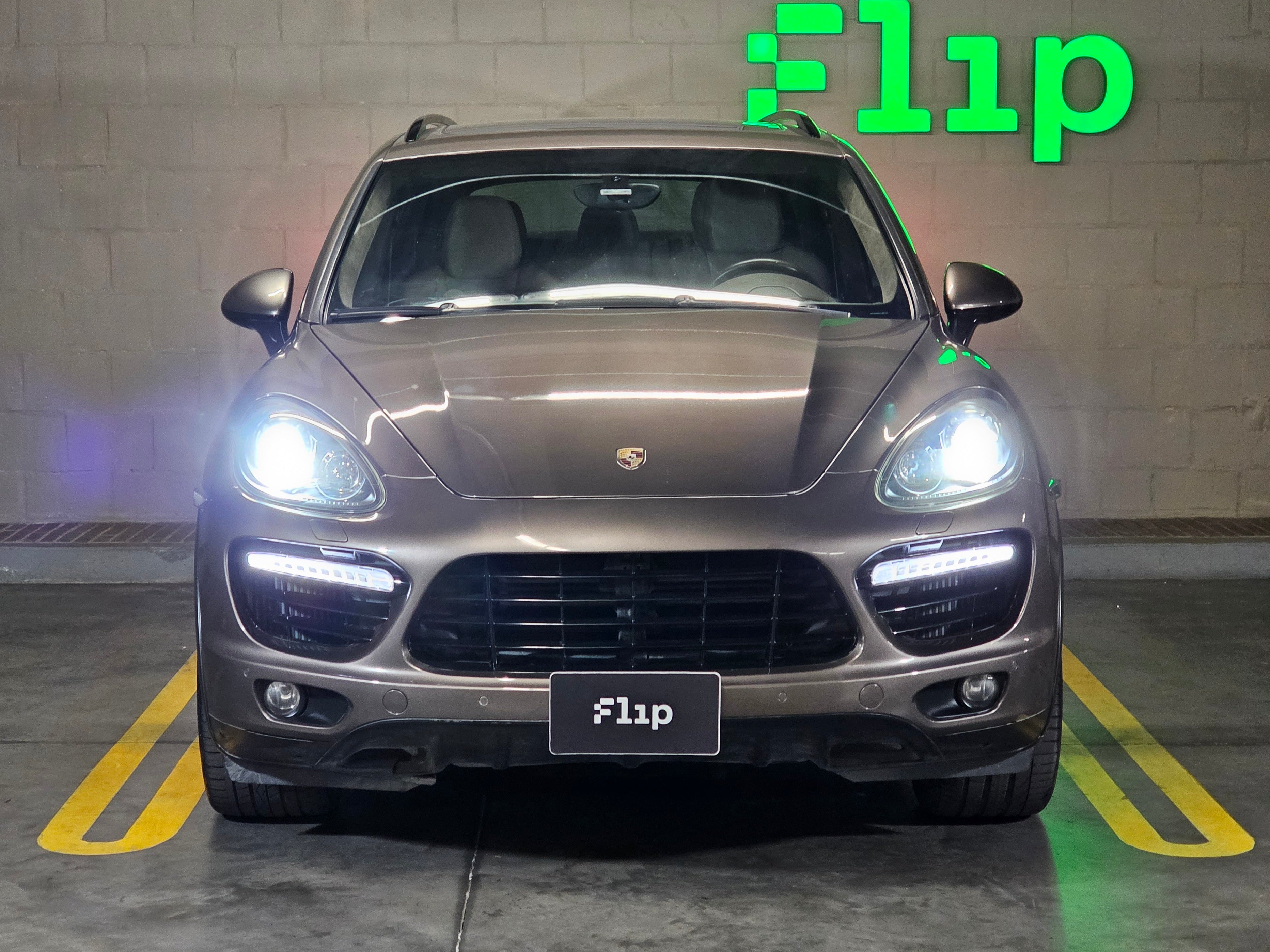 Porsche Cayenne 4.8 Turbo S 2014