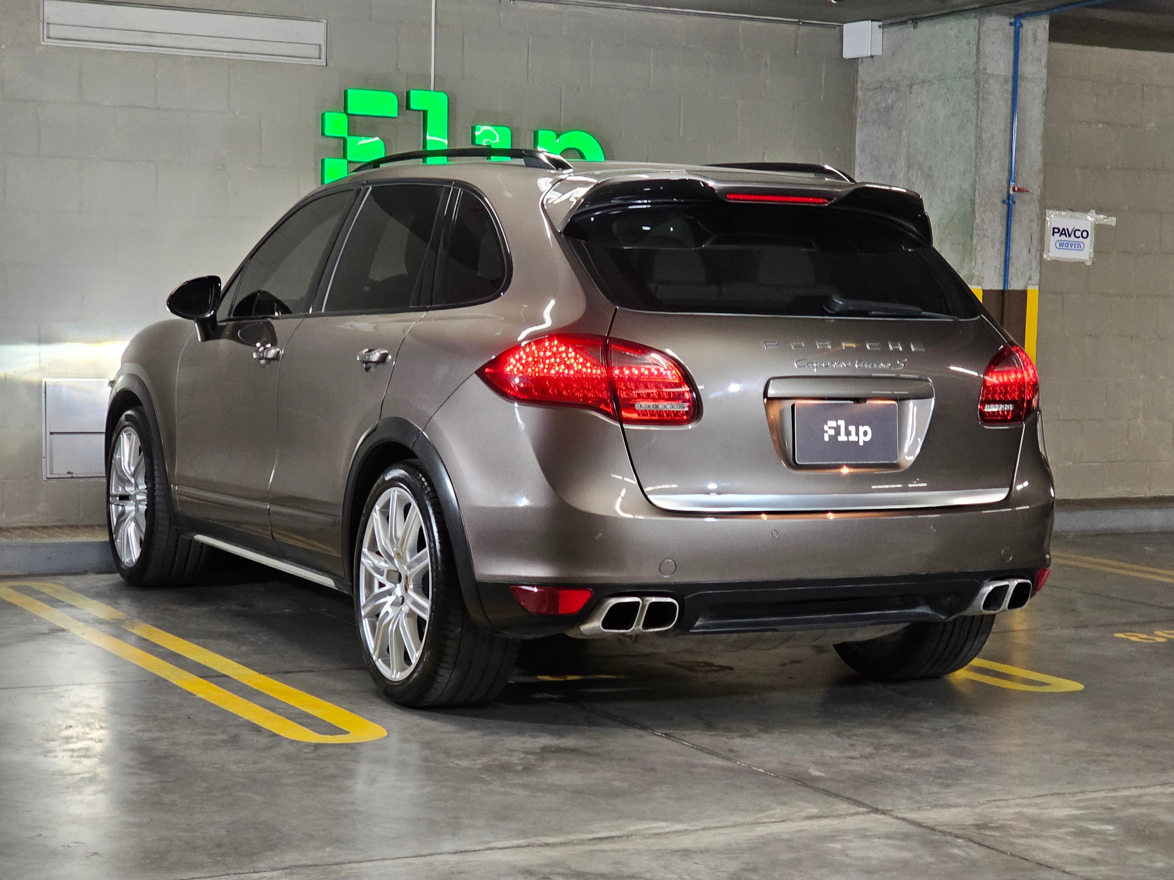 Porsche Cayenne 4.8 Turbo S 2014