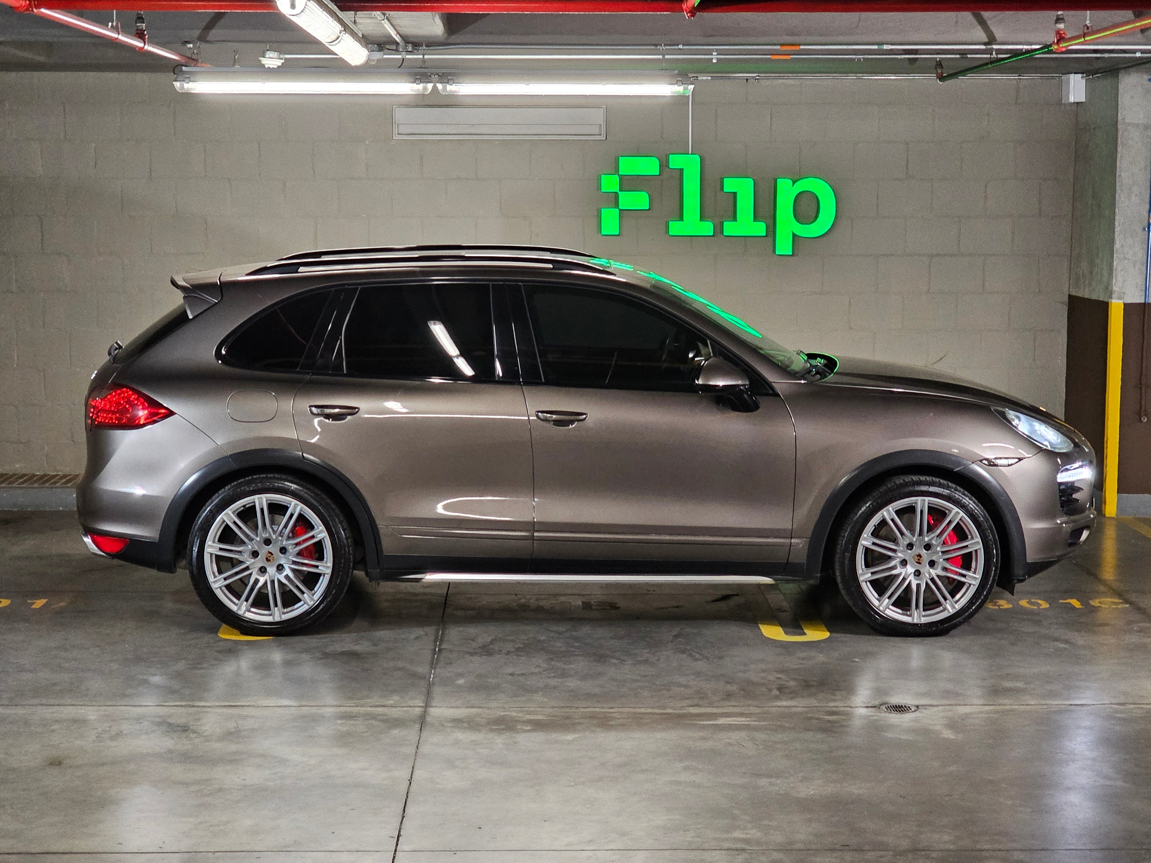 Porsche Cayenne 4.8 Turbo S 2014