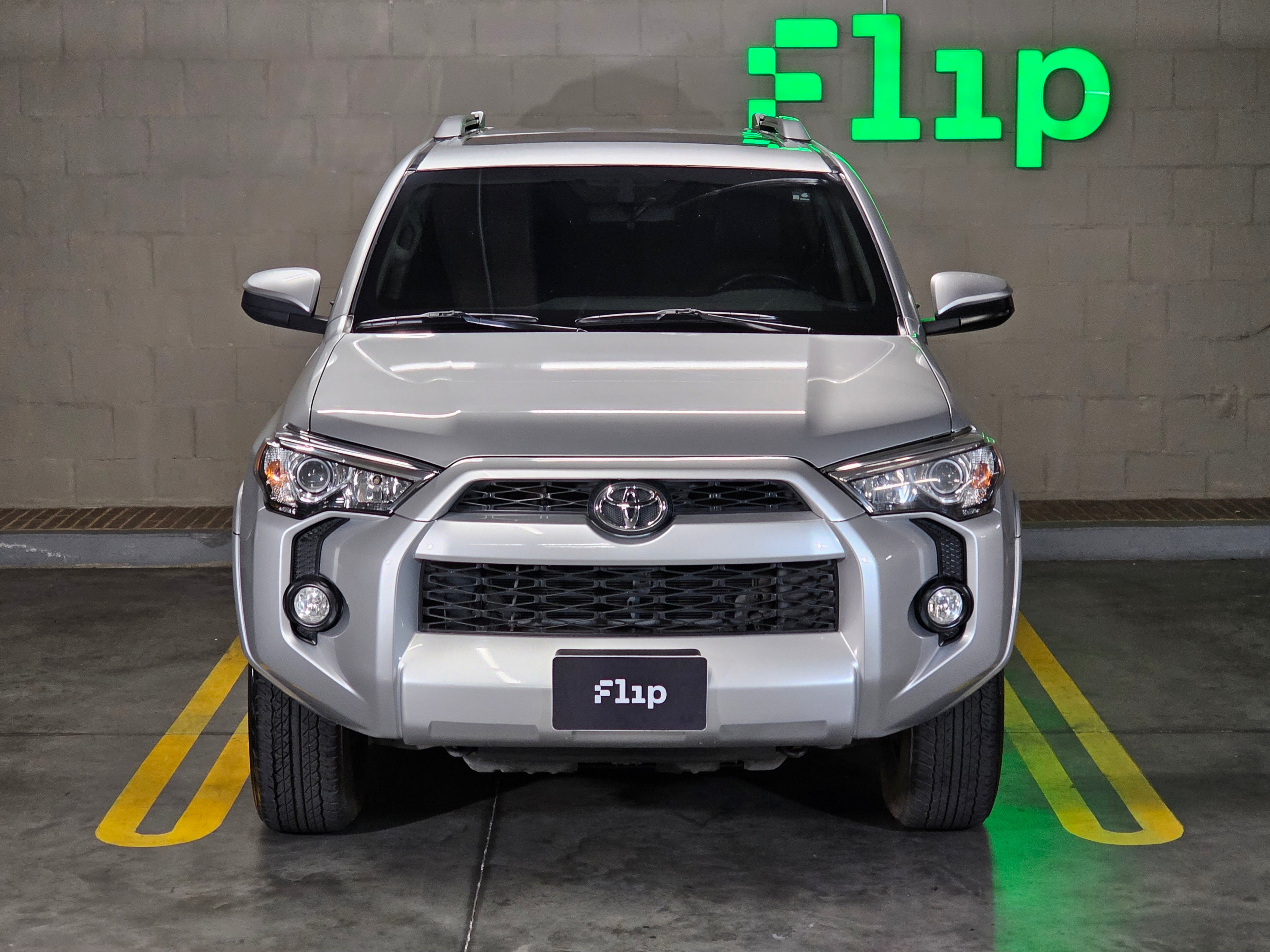 TOYOTA 4RUNNER SR5 2018