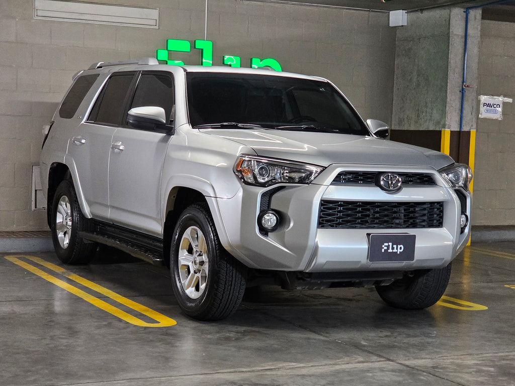 TOYOTA 4RUNNER SR5 2018