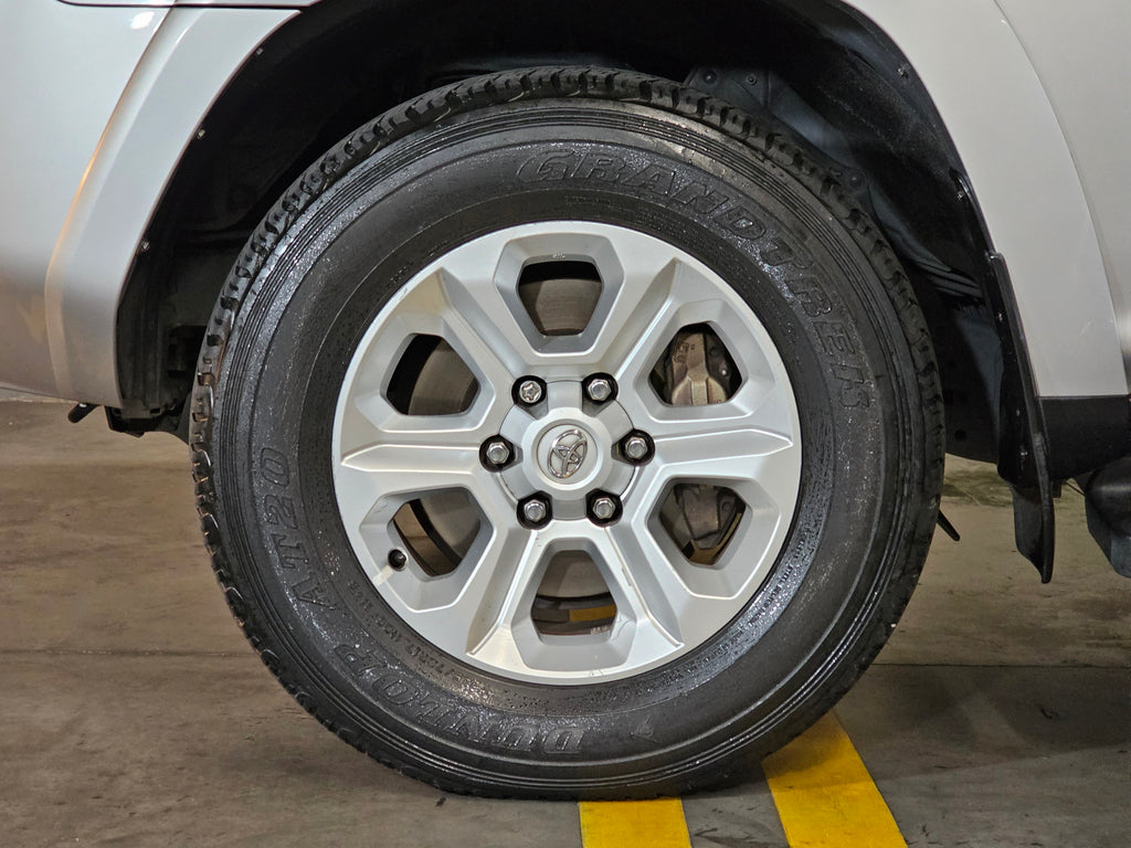 TOYOTA 4RUNNER SR5 2018