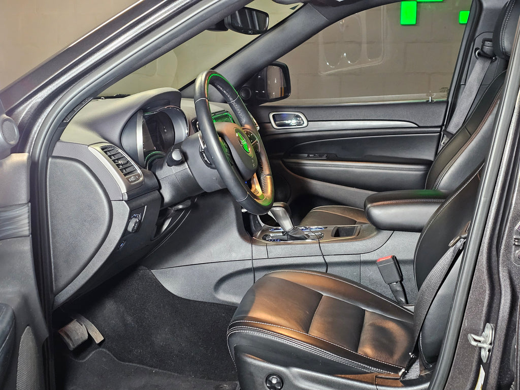 Jeep GRAND Cherokee Laredo 2019