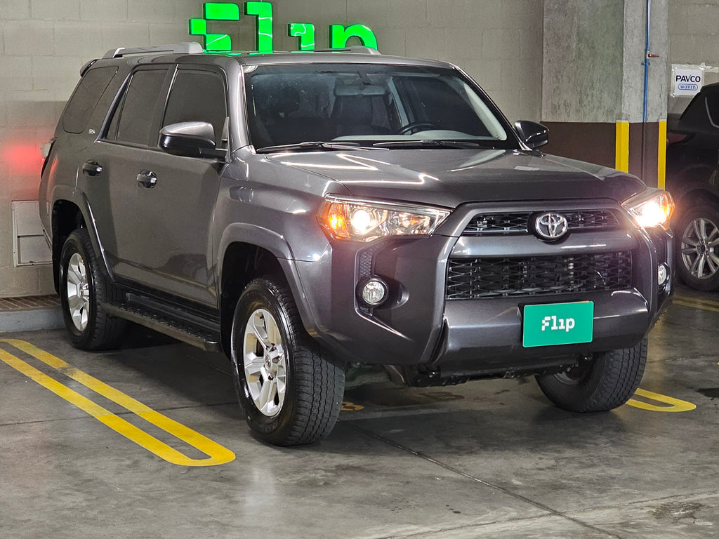 TOYOTA 4RUNNER SR5 2018