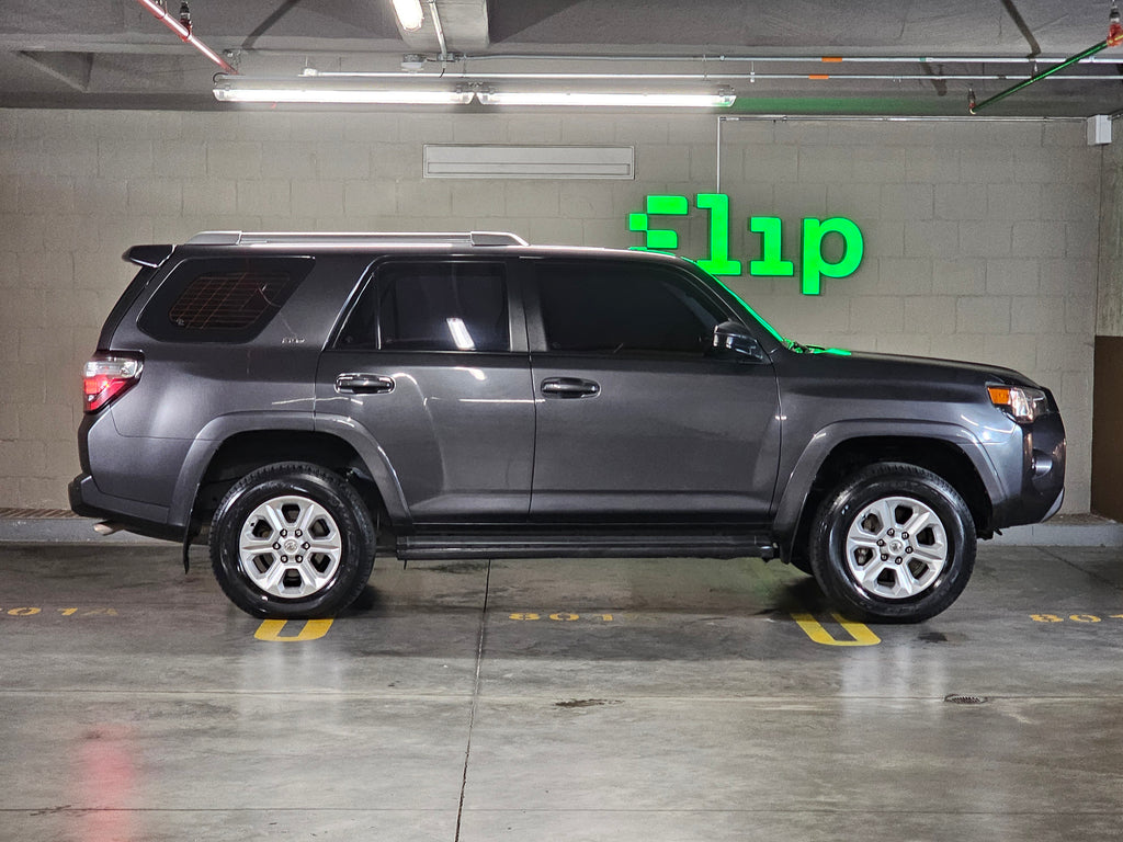 TOYOTA 4RUNNER SR5 2018