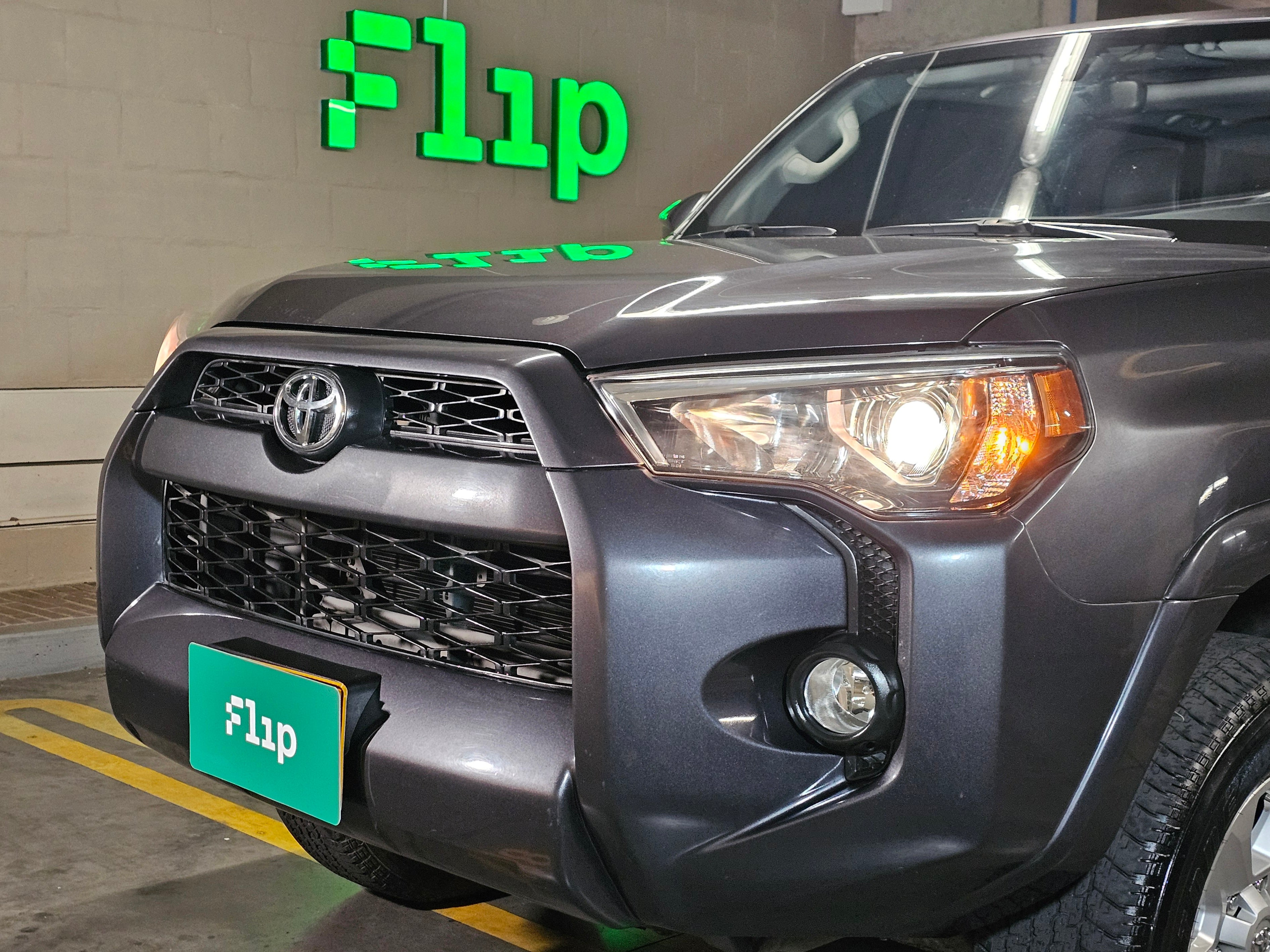 TOYOTA 4RUNNER SR5 2018