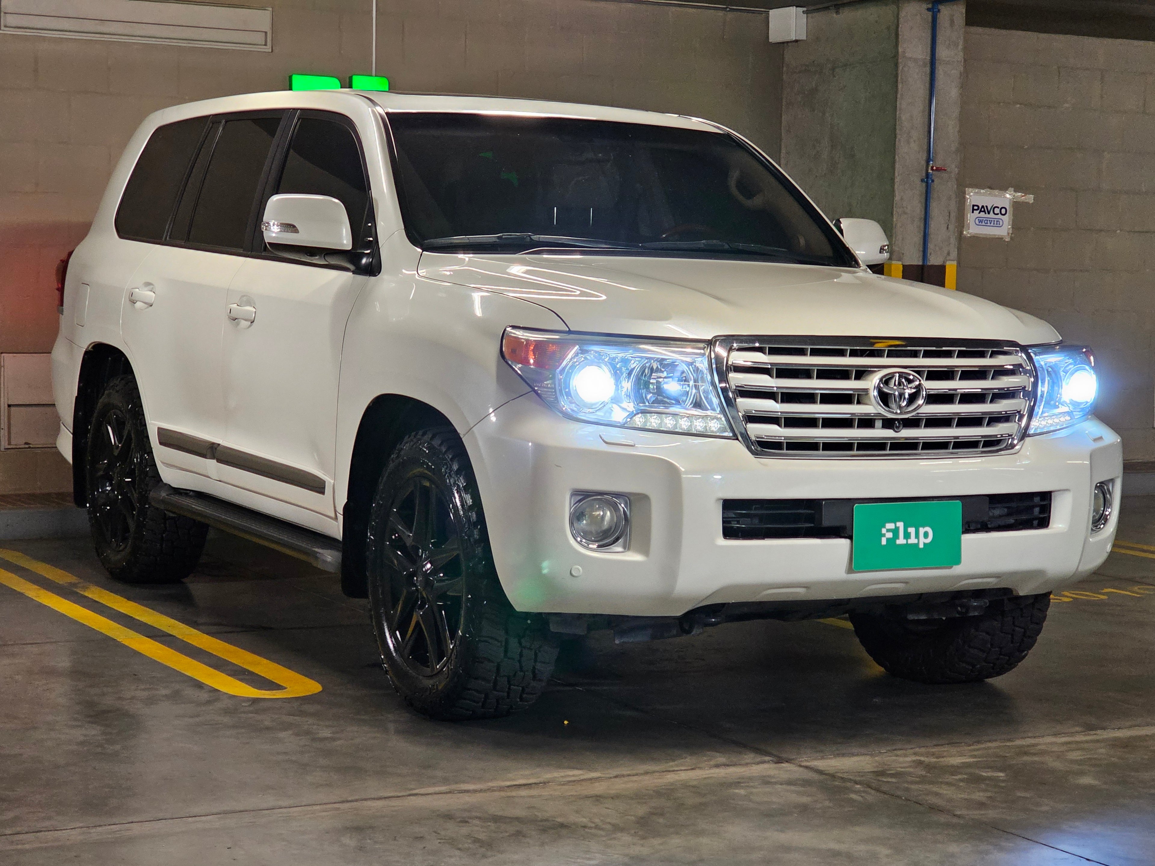 Toyota Land Cruiser 4.5 Imperial Lc200 2013