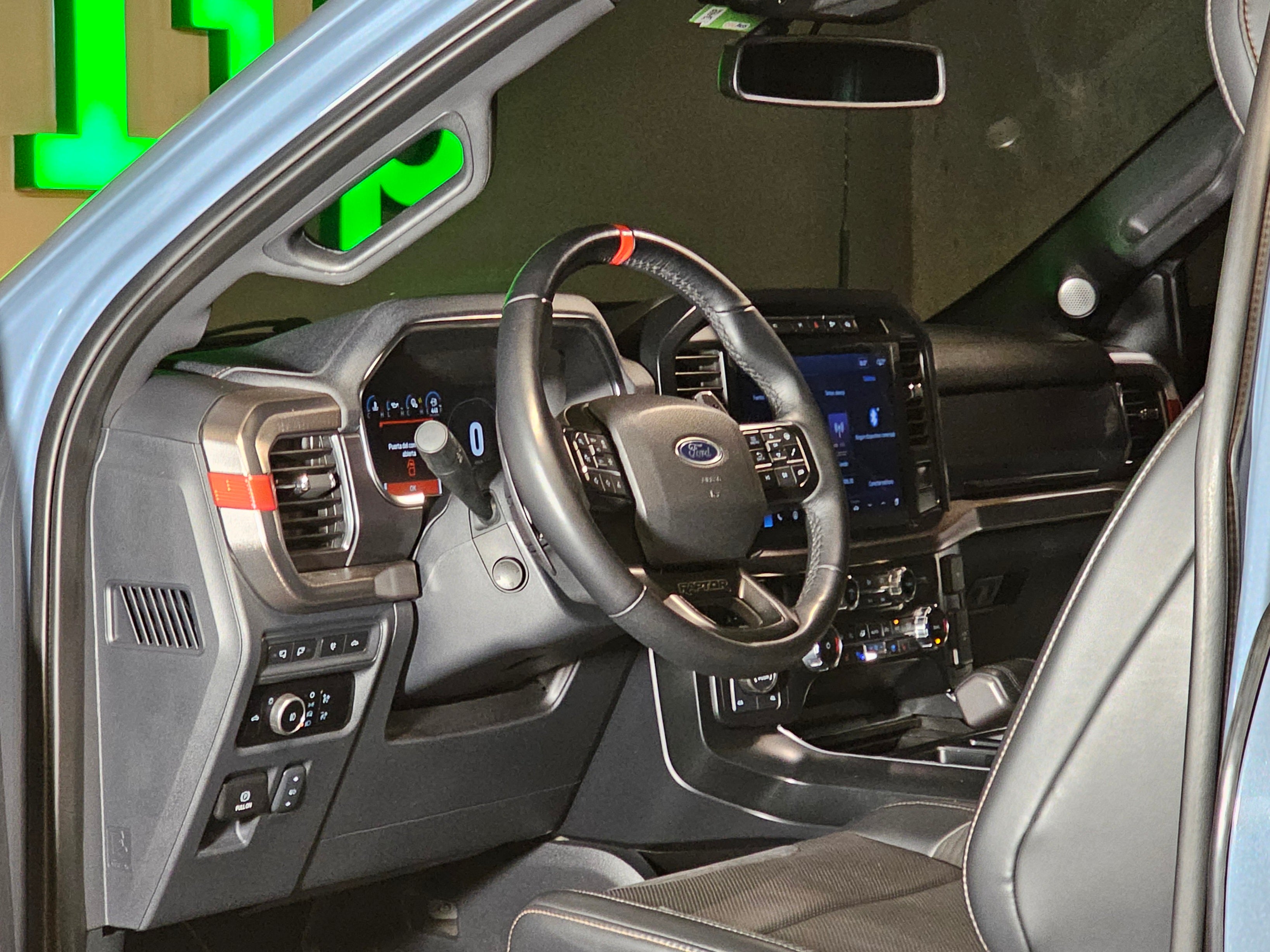 Ford F-150 Raptor 2023