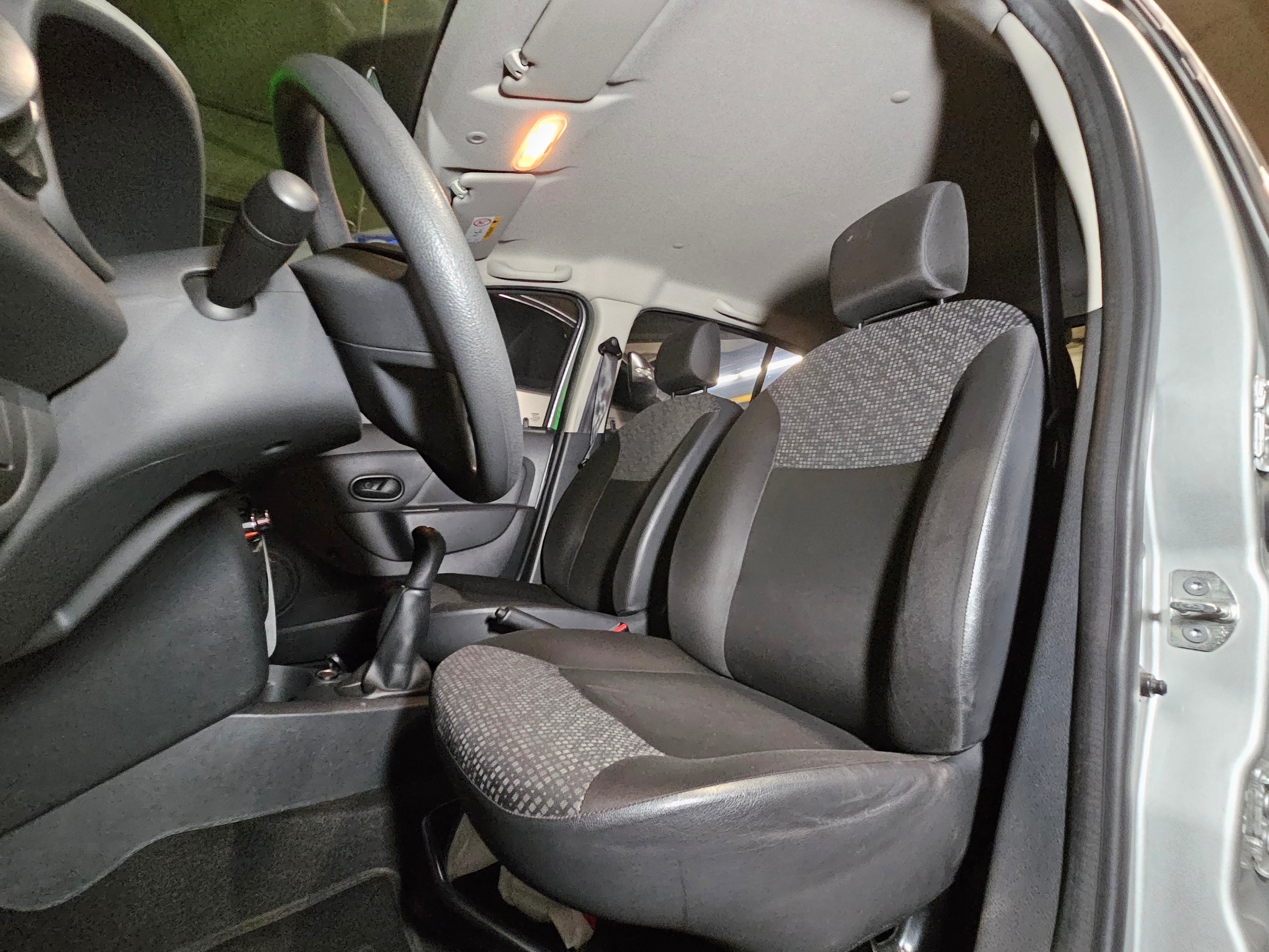 Renault Sandero 1.6 Authentique / Life 2018