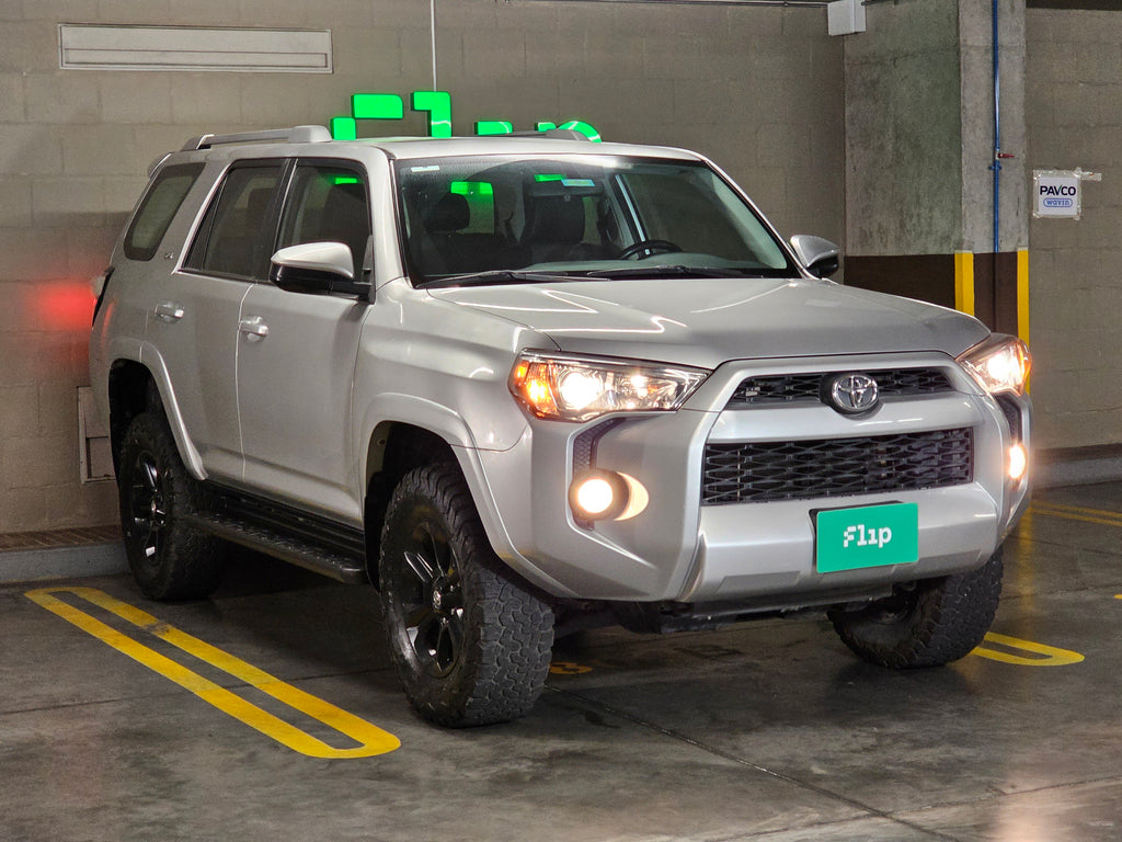 TOYOTA 4RUNNER SR5 2018