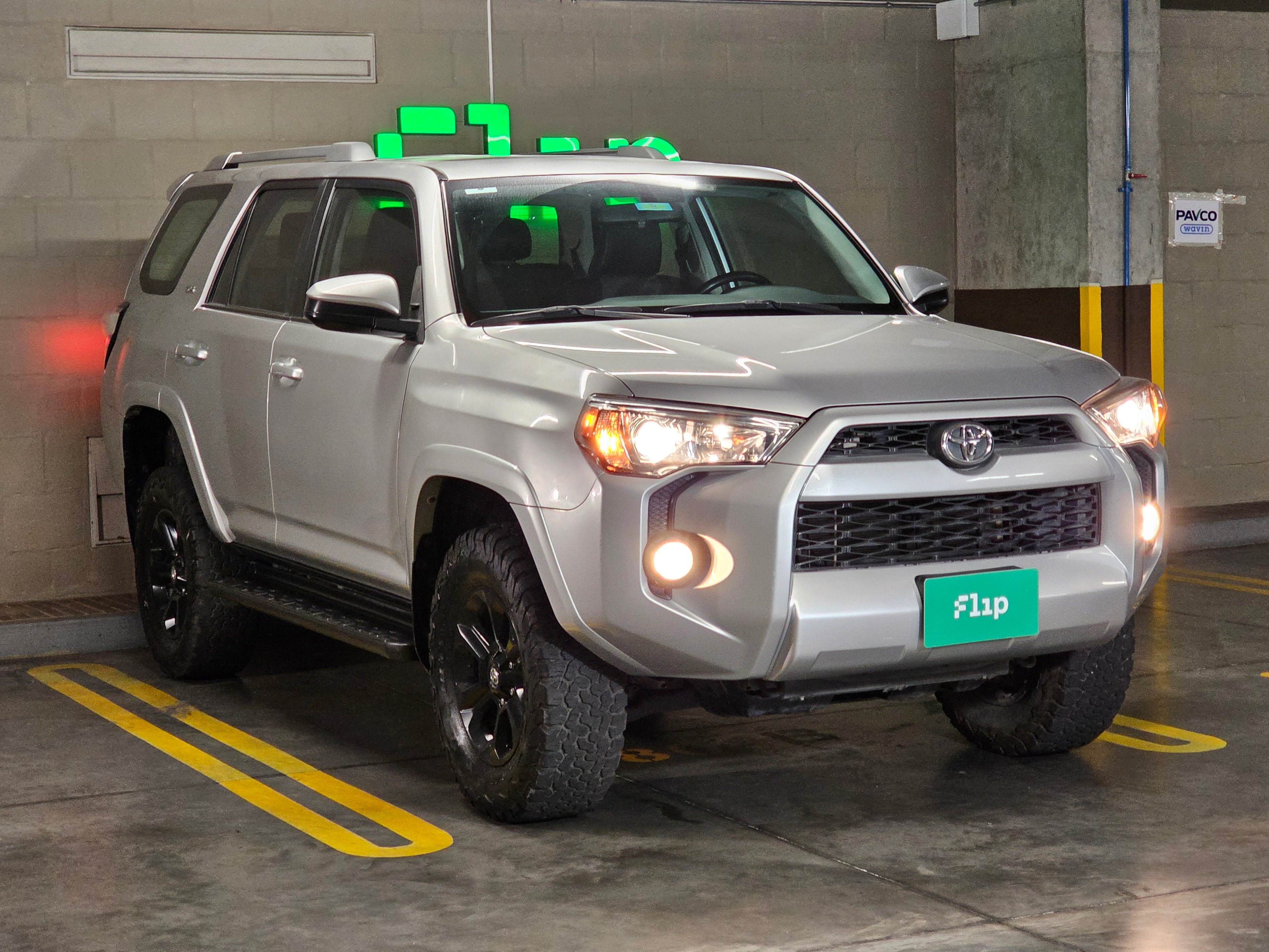 TOYOTA 4RUNNER SR5 2018