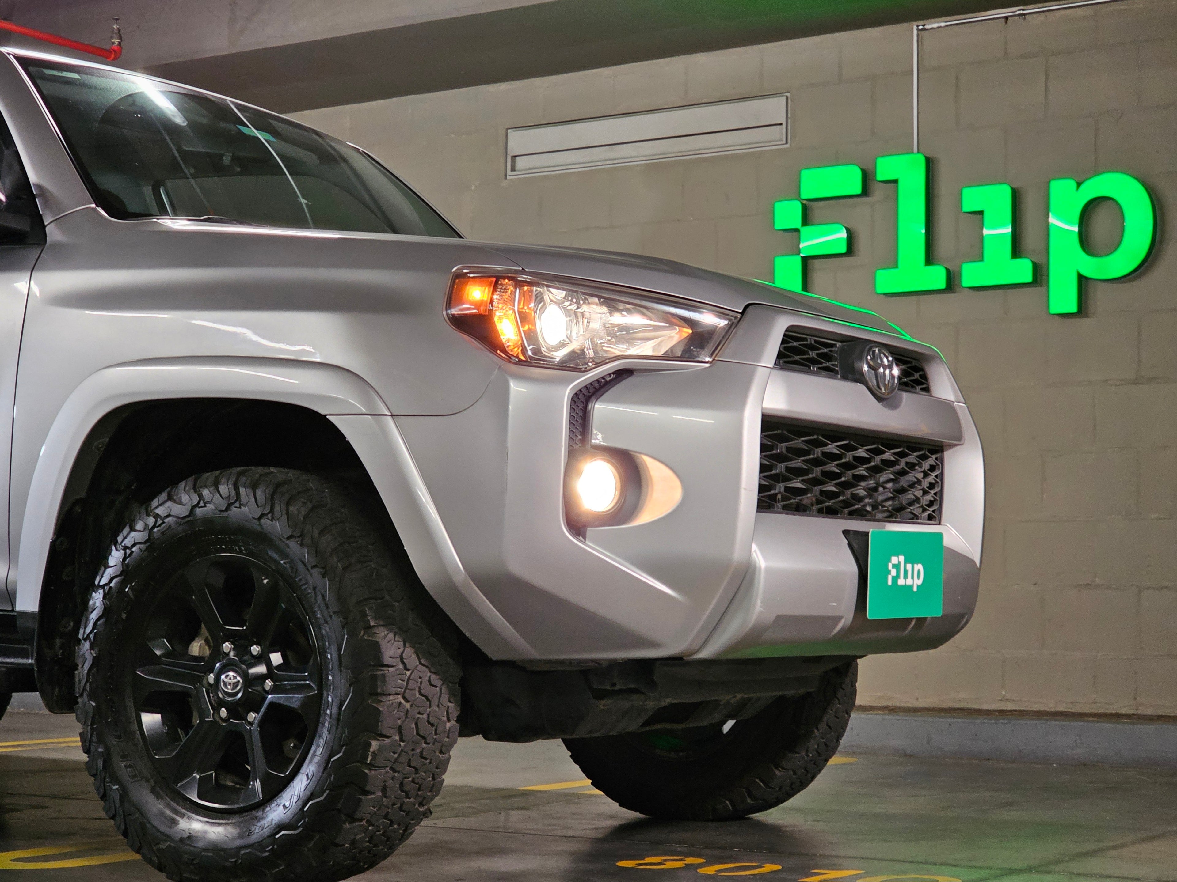 TOYOTA 4RUNNER SR5 2018