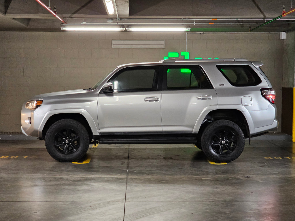 TOYOTA 4RUNNER SR5 2018