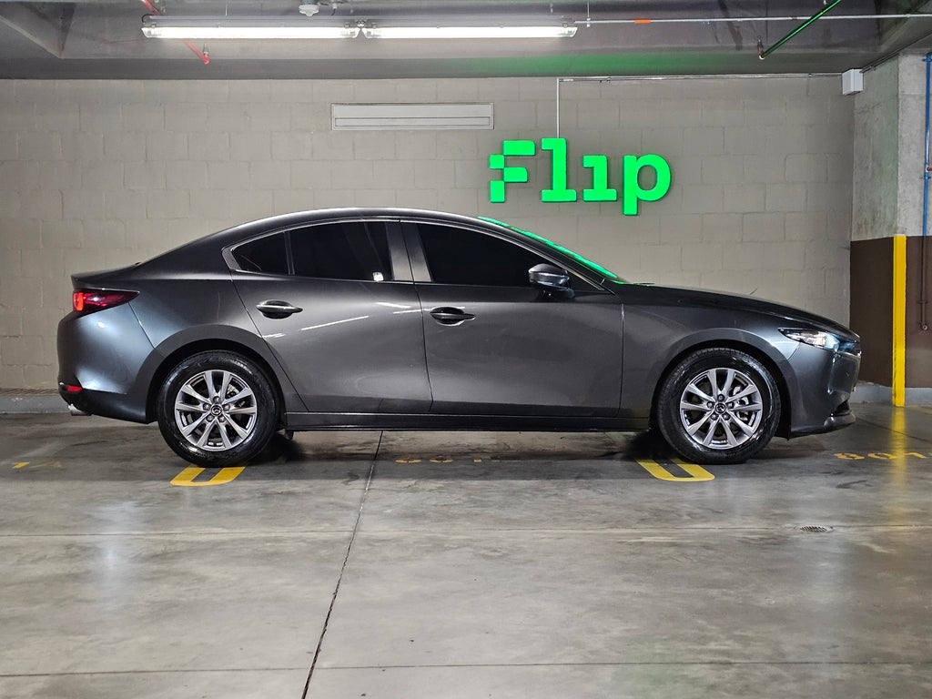 Mazda 3 touring 2.0 Híbrido 2023