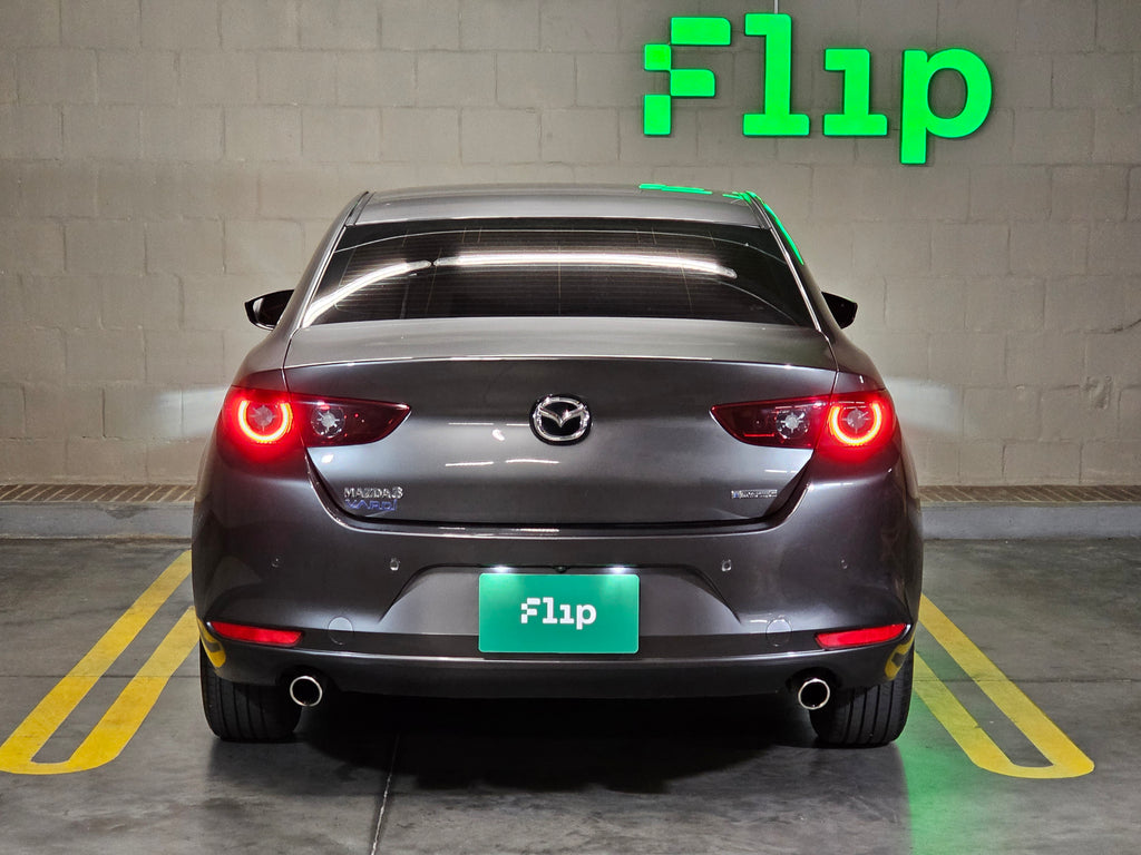 Mazda 3 touring 2.0 Híbrido 2023