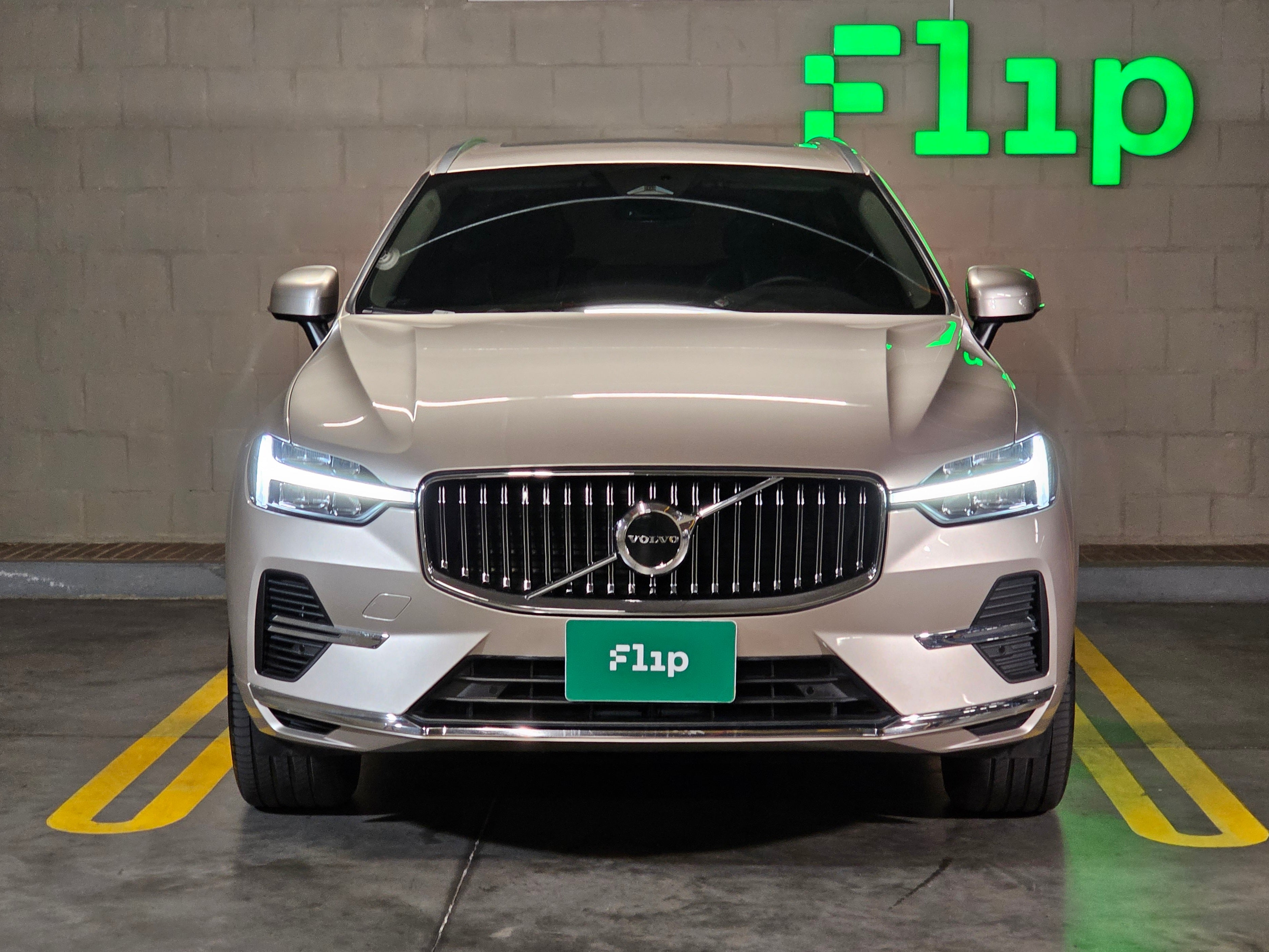 Volvo Xc60 2.0 T8 Plus Awd Recharge 2024