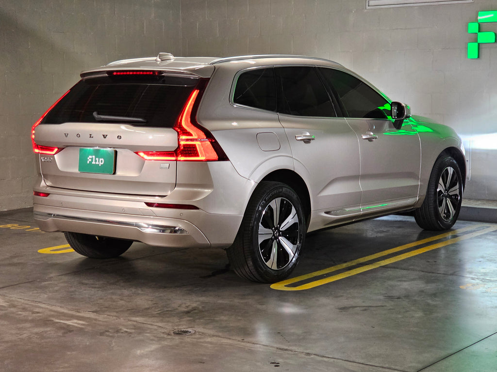 Volvo Xc60 2.0 T8 Plus Awd Recharge 2024