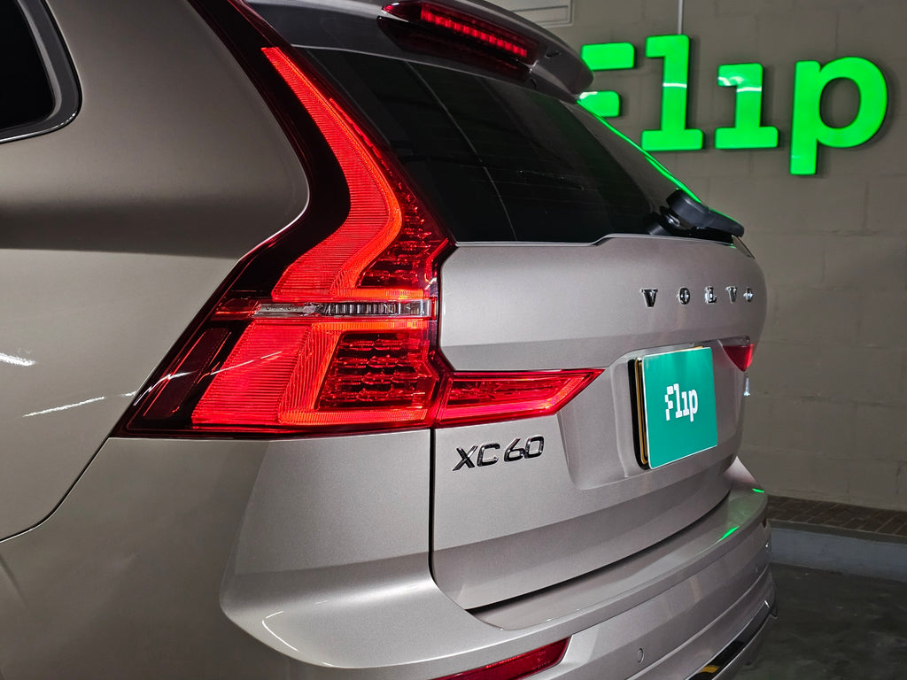 Volvo Xc60 2.0 T8 Plus Awd Recharge 2024