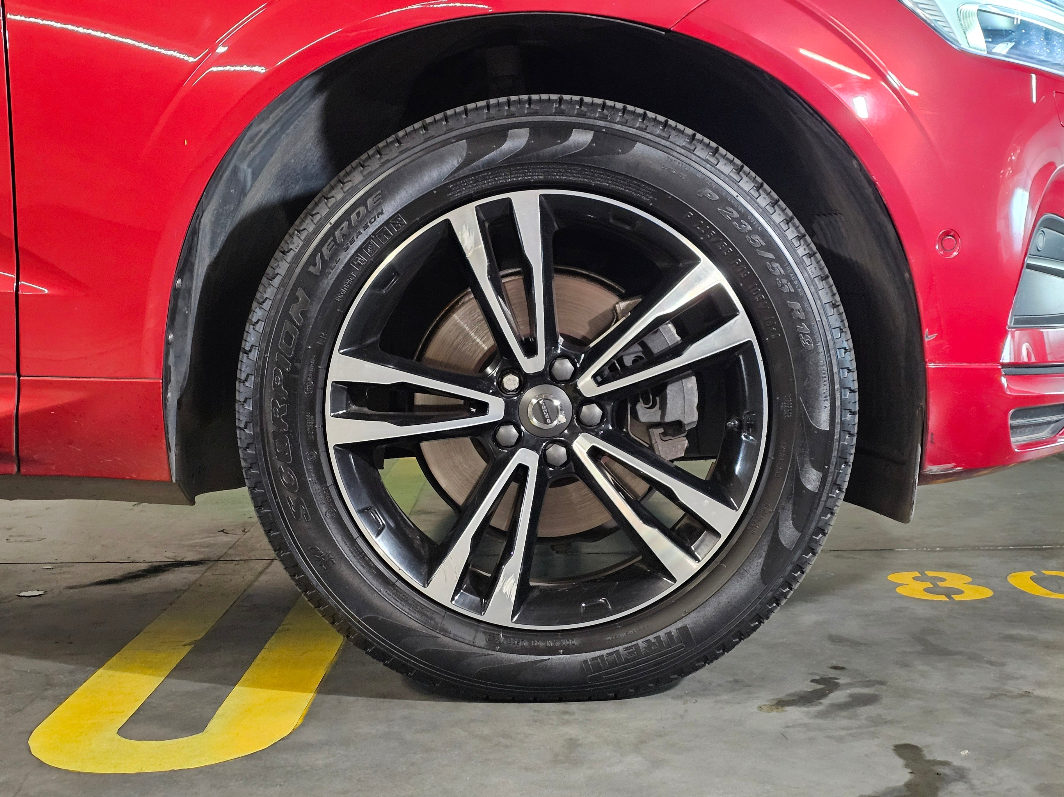 Volvo XC60 2.0 T5 Momentum 2019