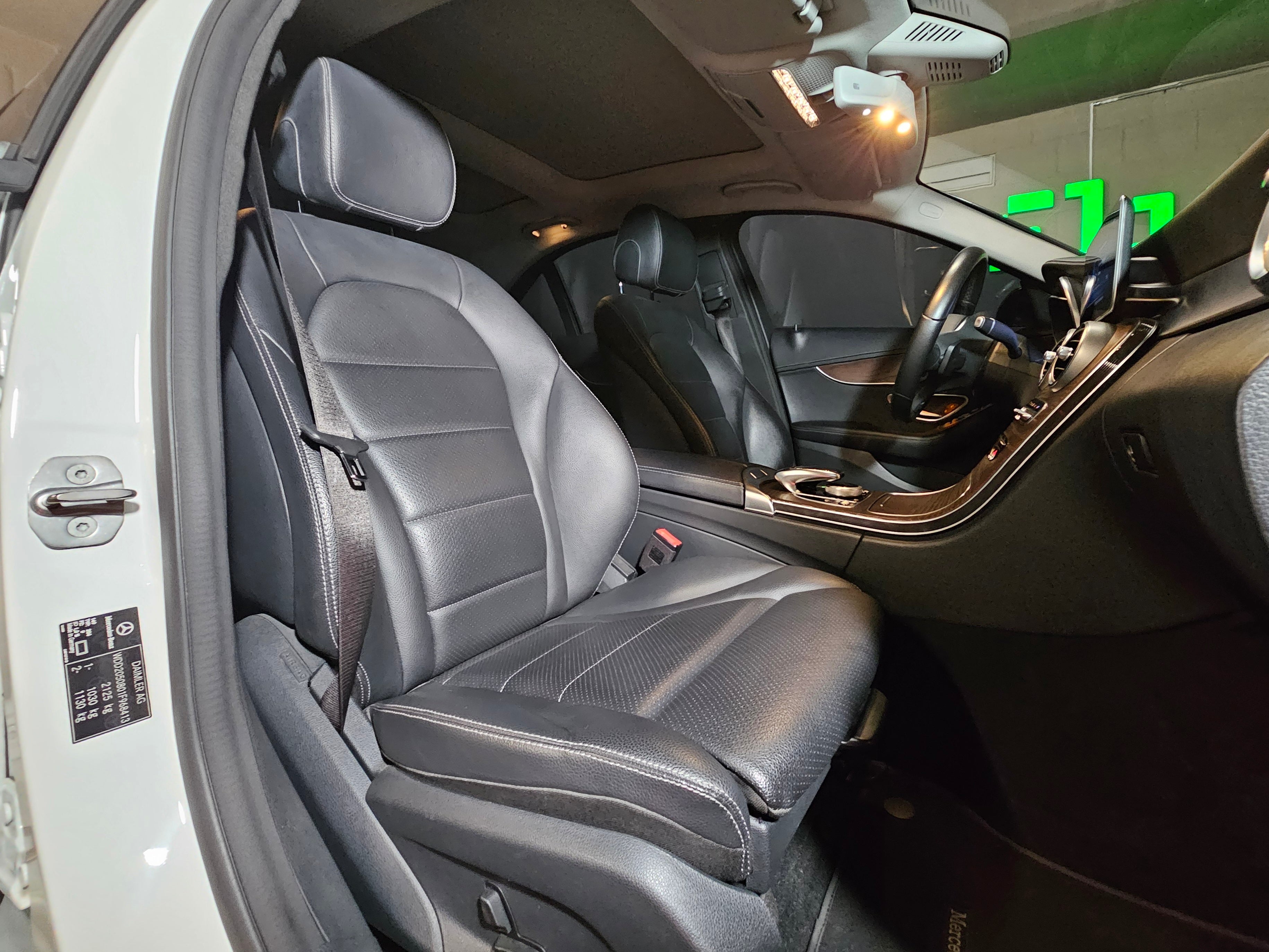 Mercedes-Benz C 200 2020 - Grupo Flip