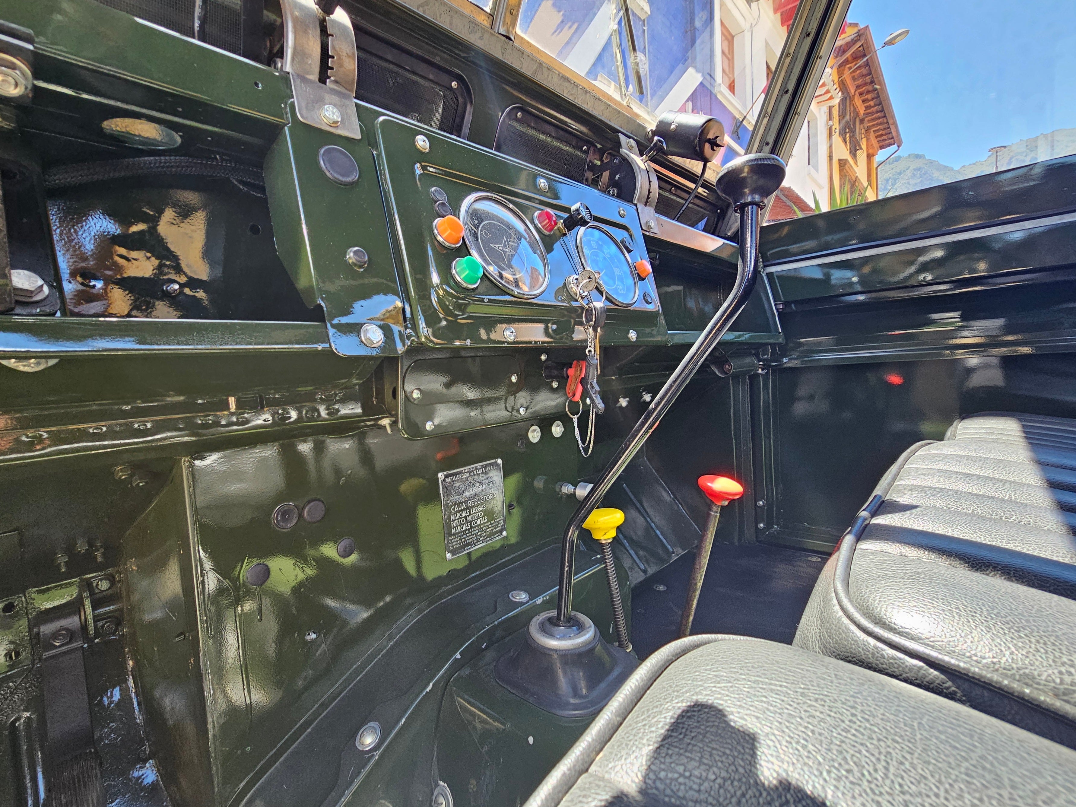 Land Rover  Santana 1969