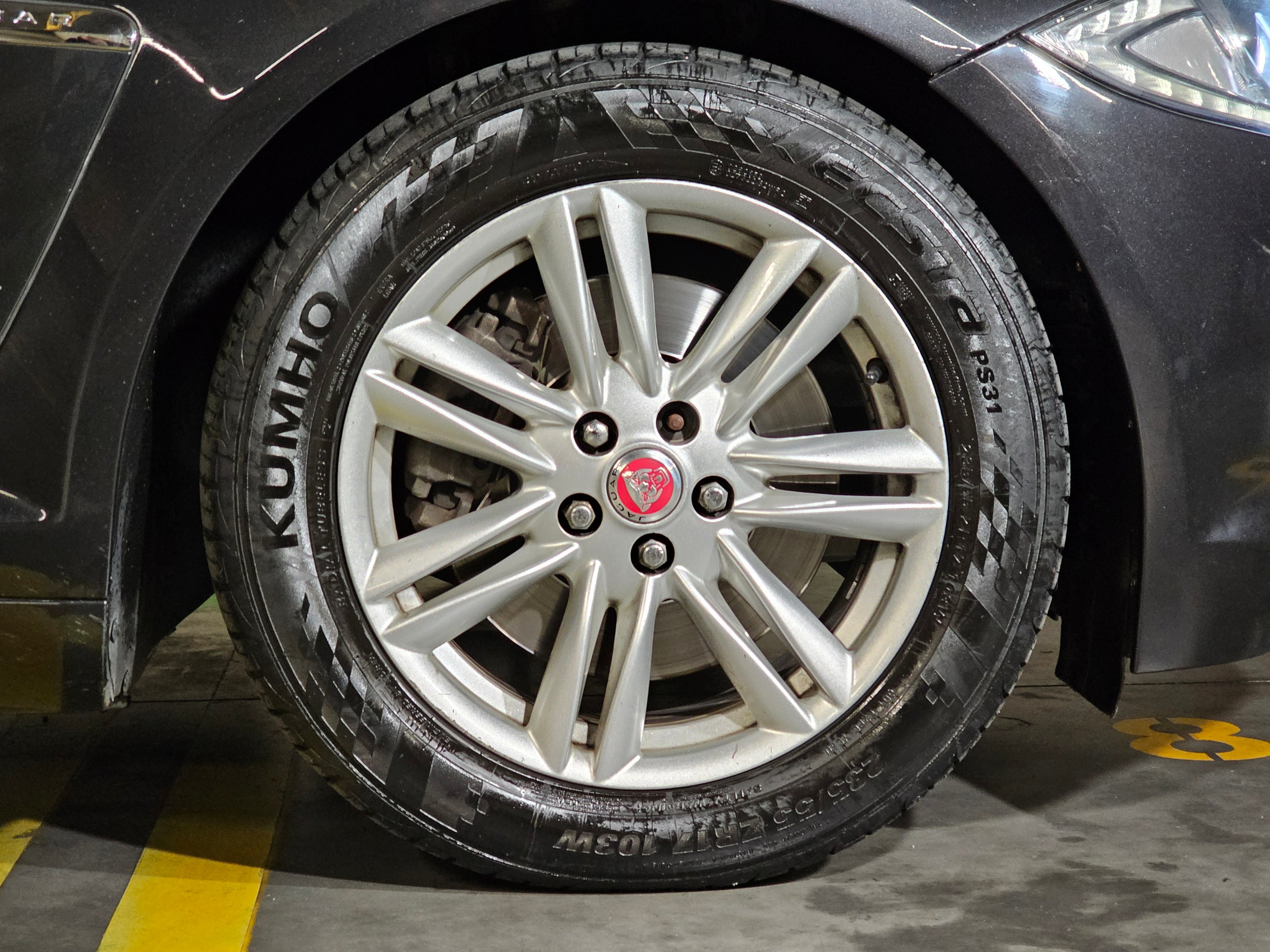Jaguar XF 2.0 2015 - Grupo Flip