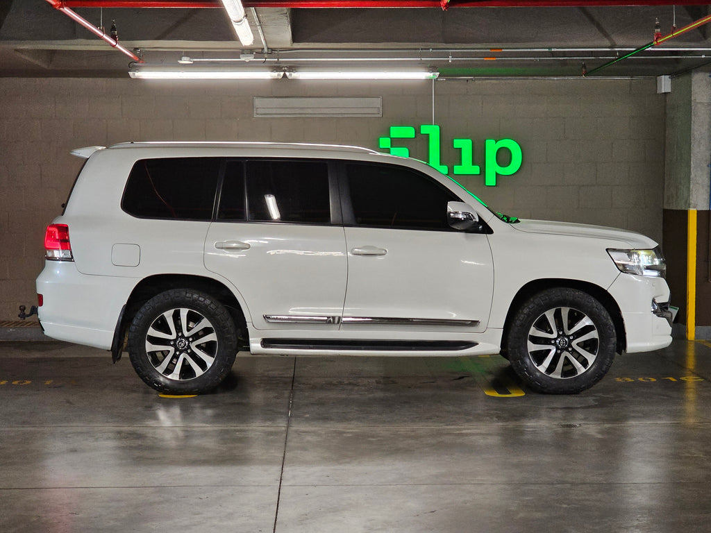 Toyota Land Cruiser V8 2018