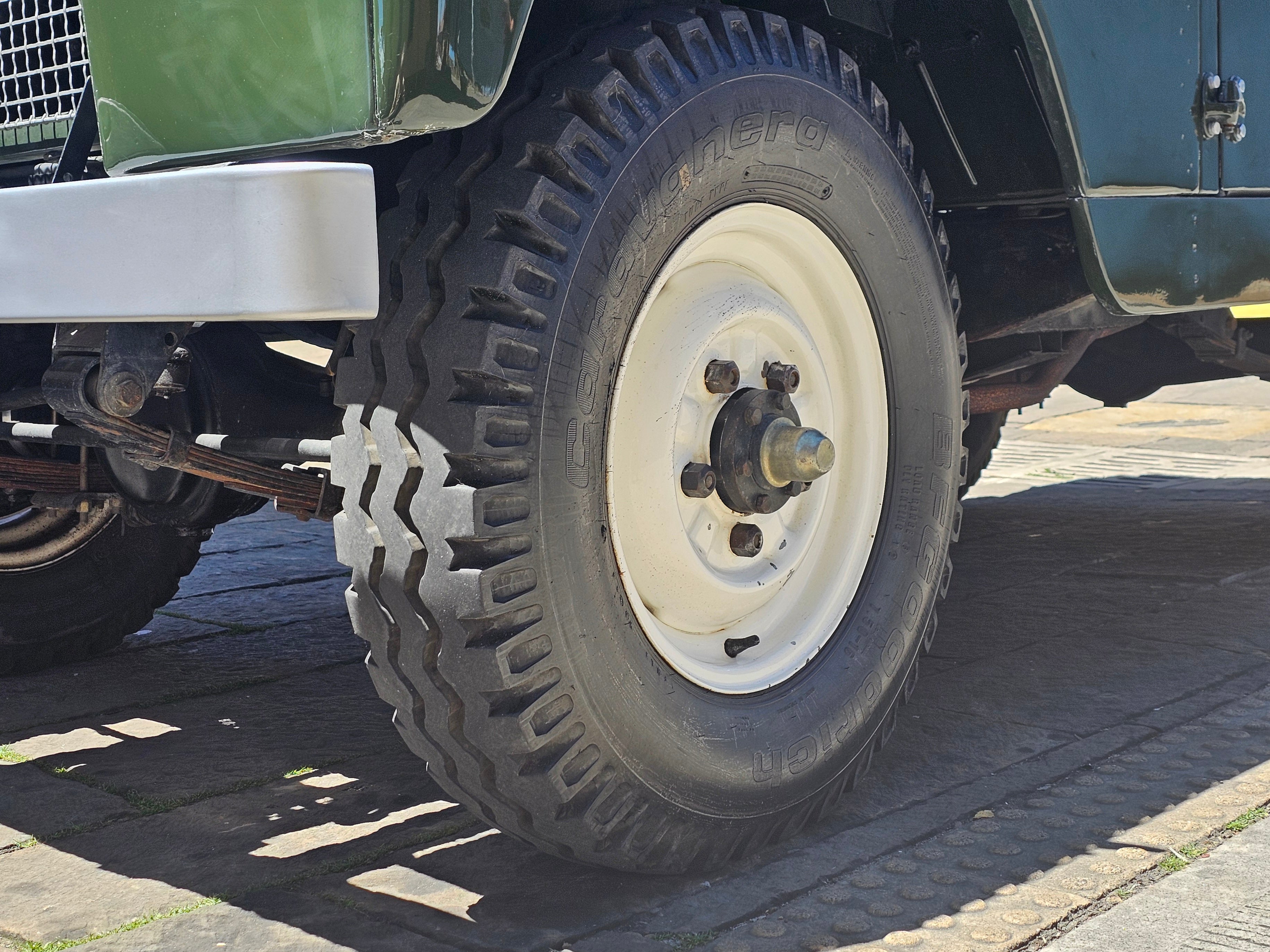 Land Rover  Santana 1969