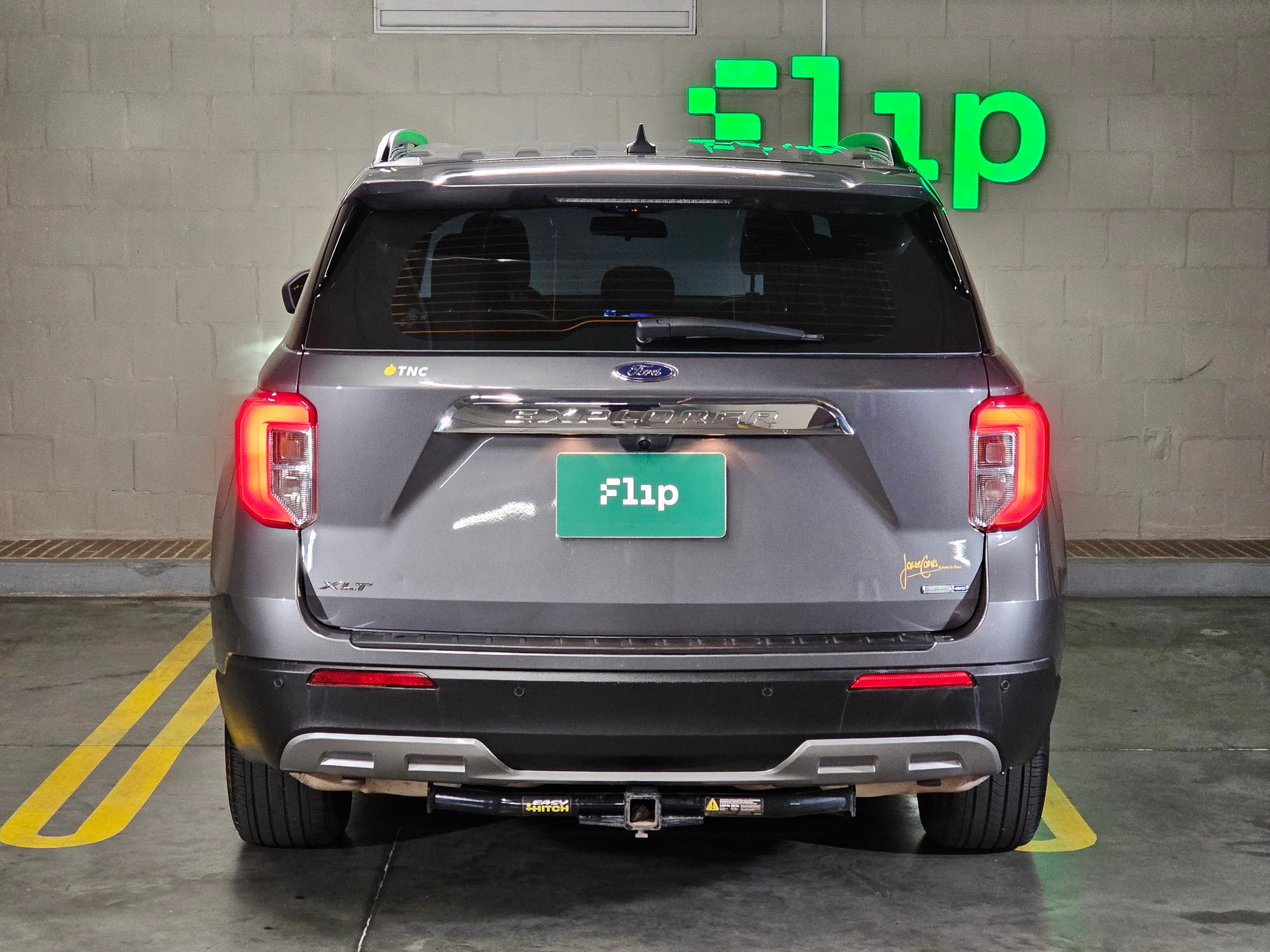 Ford Explorer XLT 2022