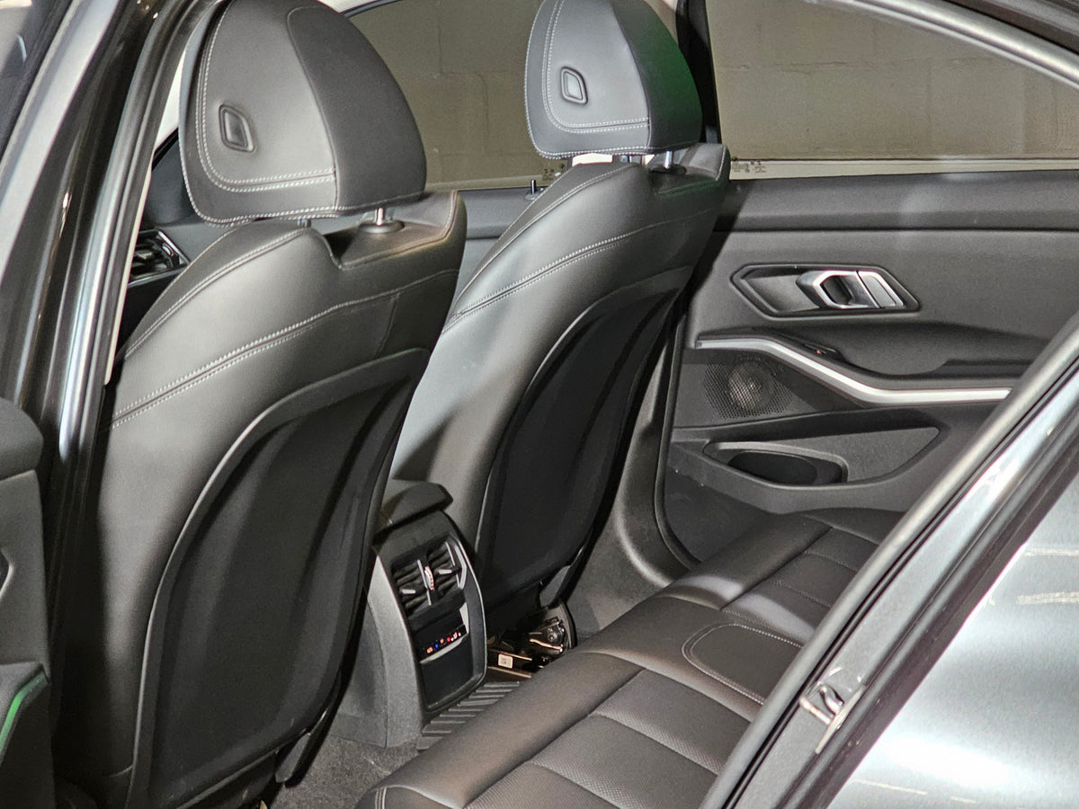 BMW 330e 2022