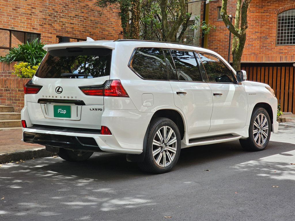Lexus LX 570 5.7 2016