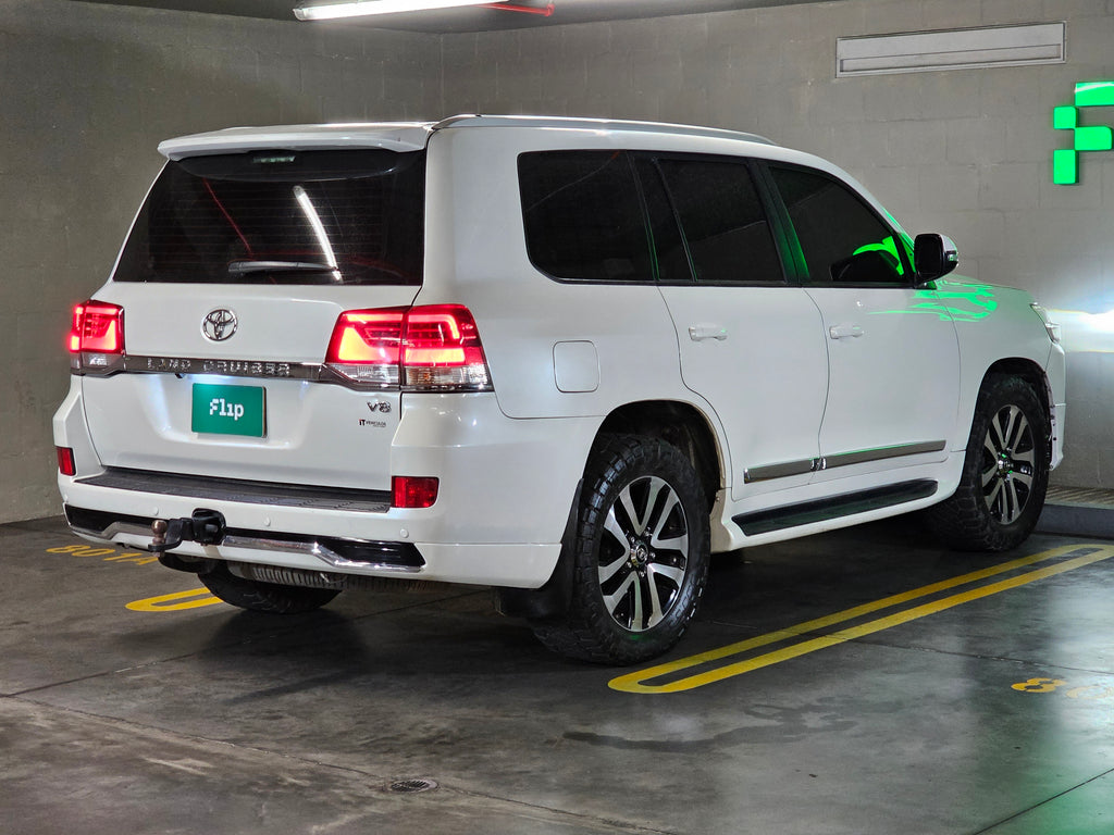 Toyota Land Cruiser V8 2018