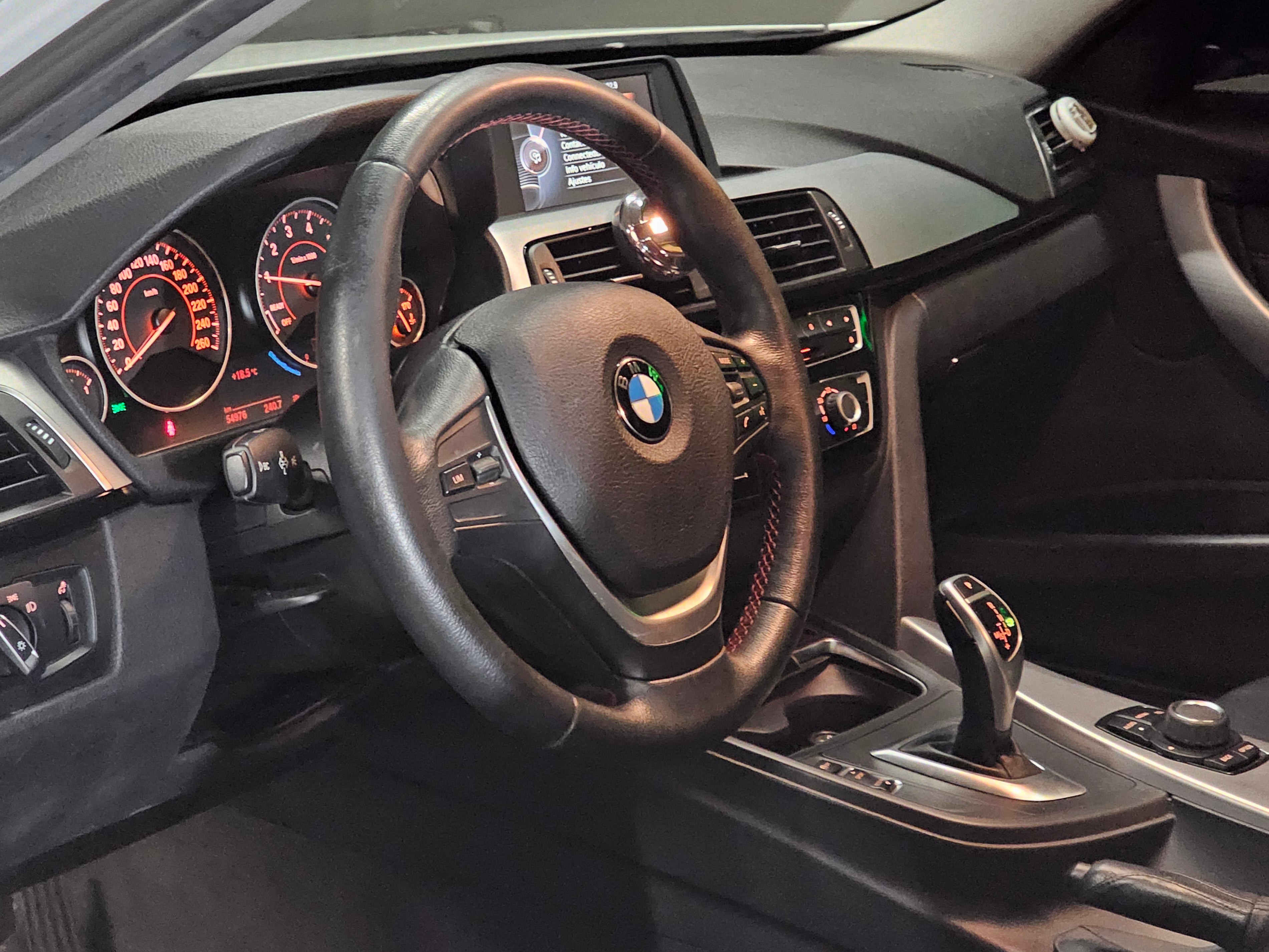 BMW 320i 2017