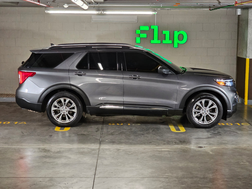 Ford Explorer XLT 2022