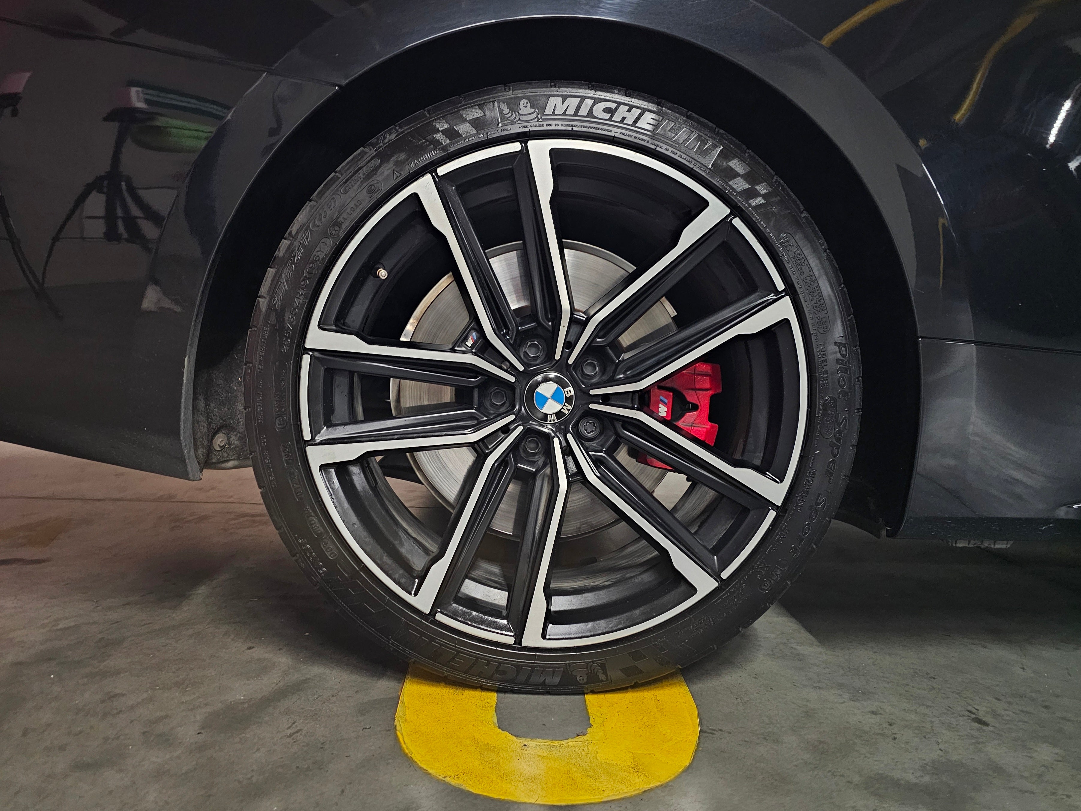 BMW M440i - rines